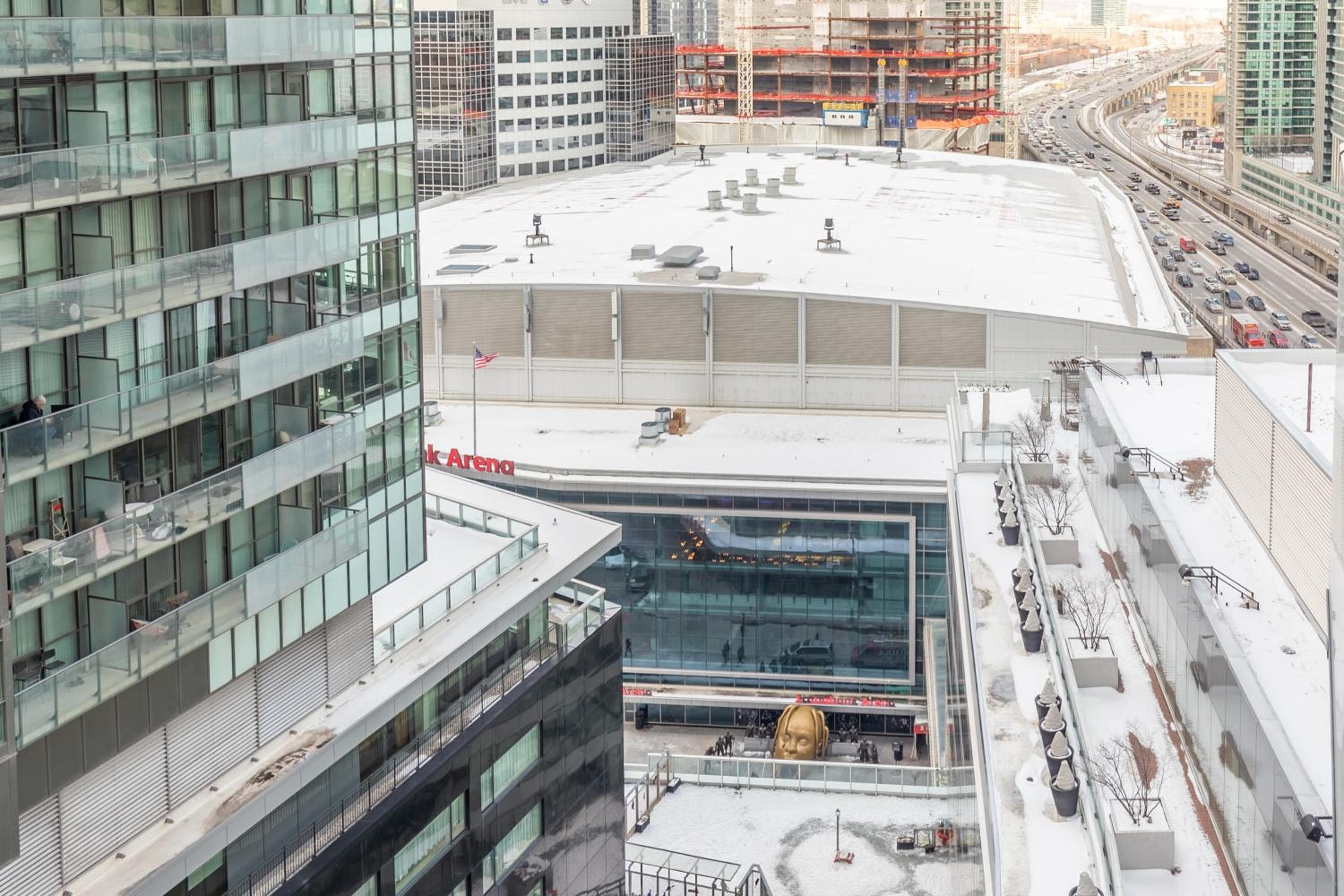 GLOBALSTAY Maple Leaf Square