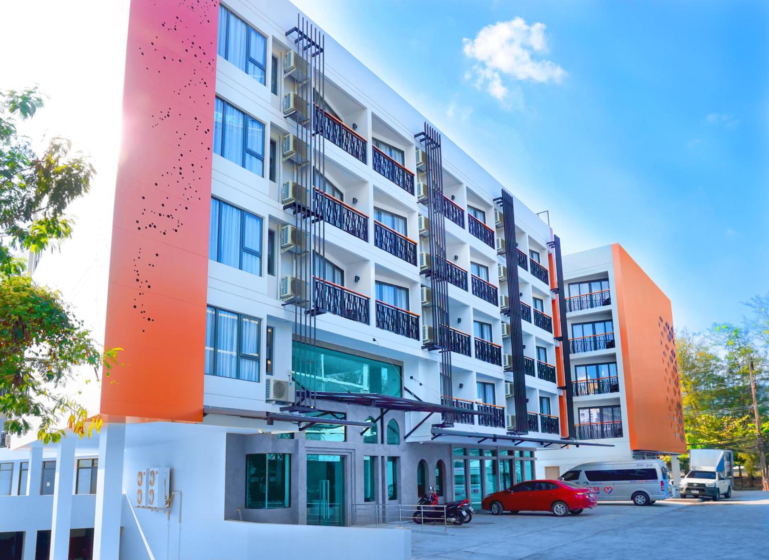 Phoenix Hotel Karon Beach