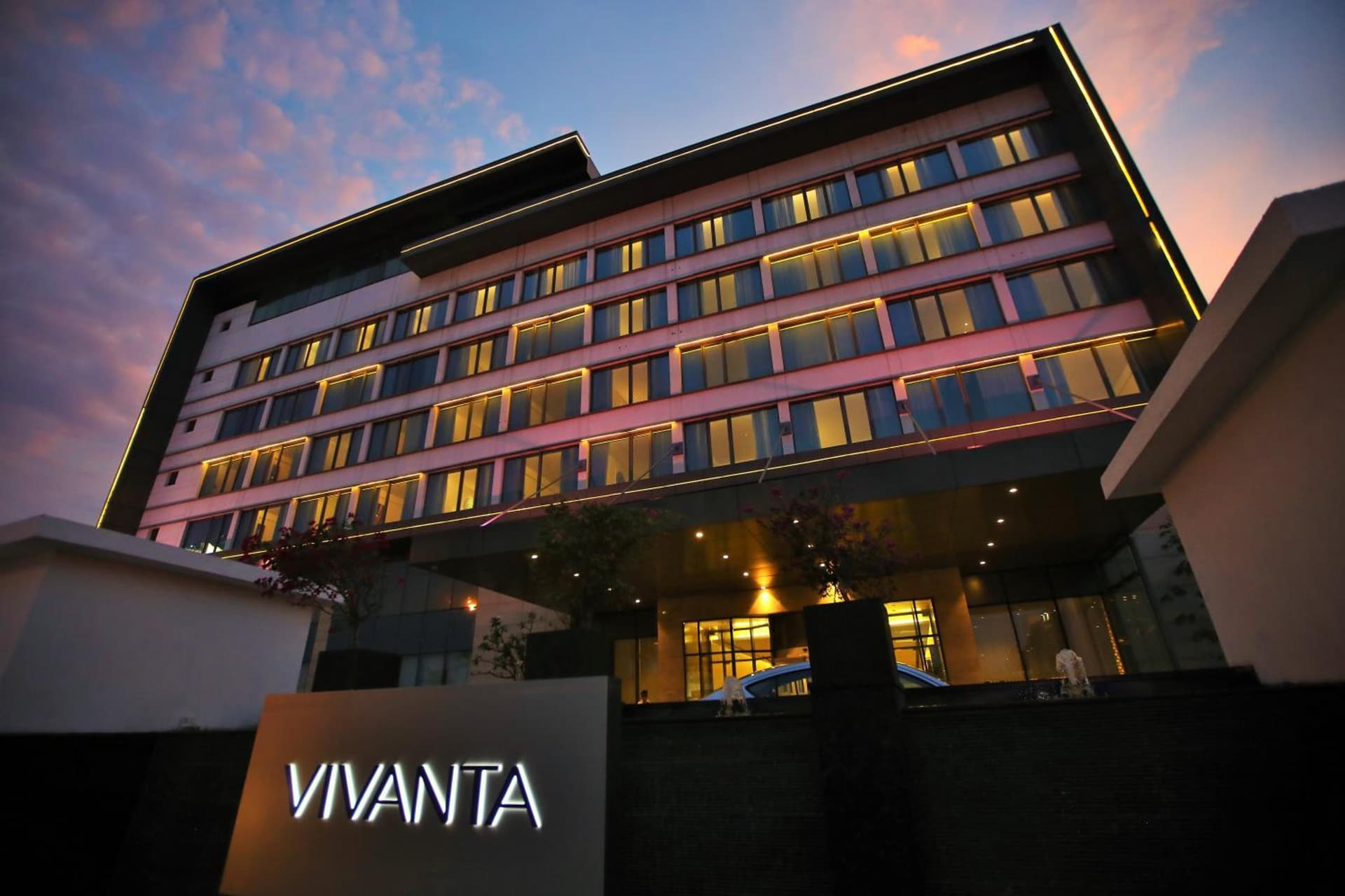 Vivanta Chennai IT Expressway OMR
