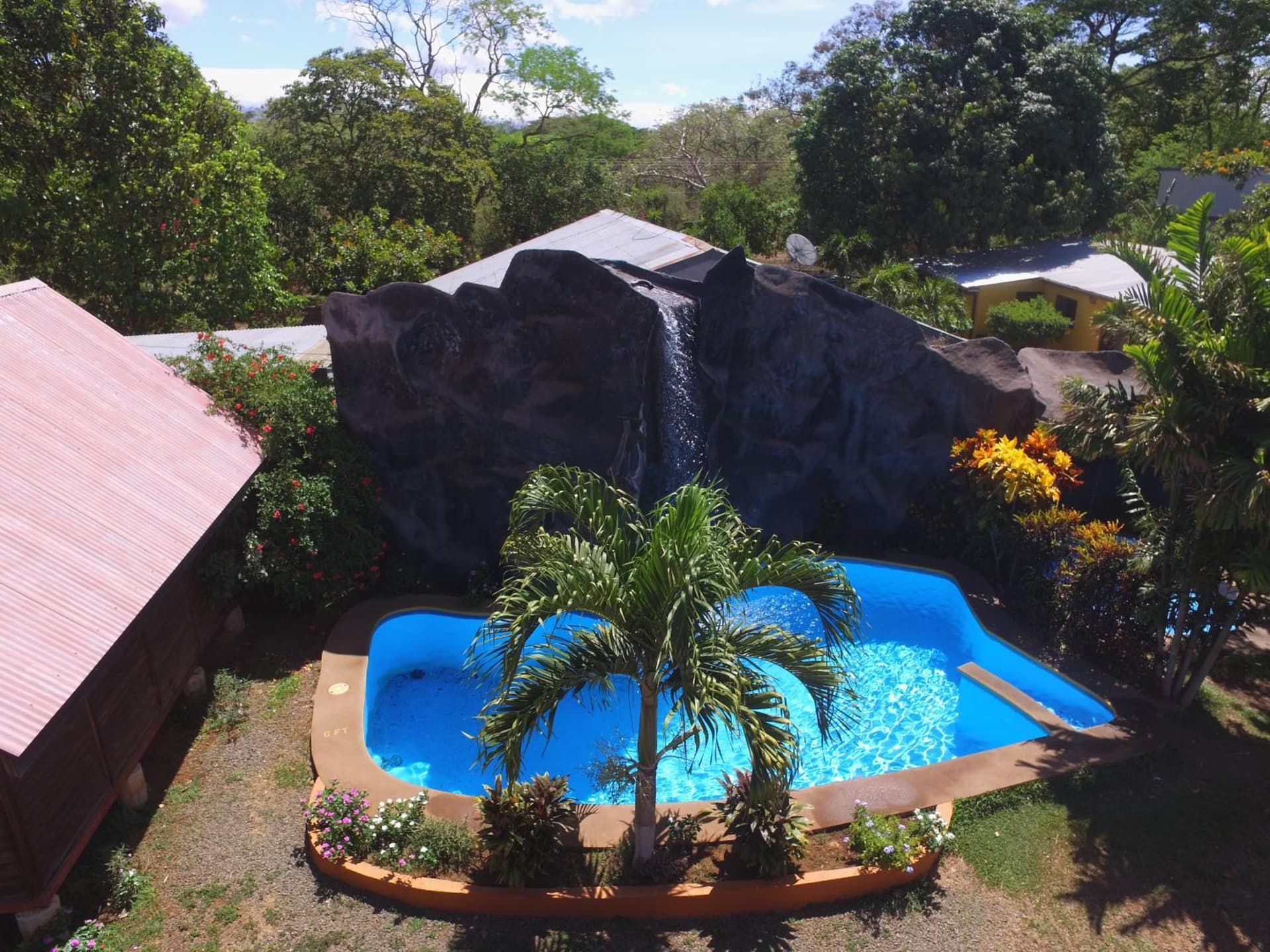 Hotel Cabañas La Teca