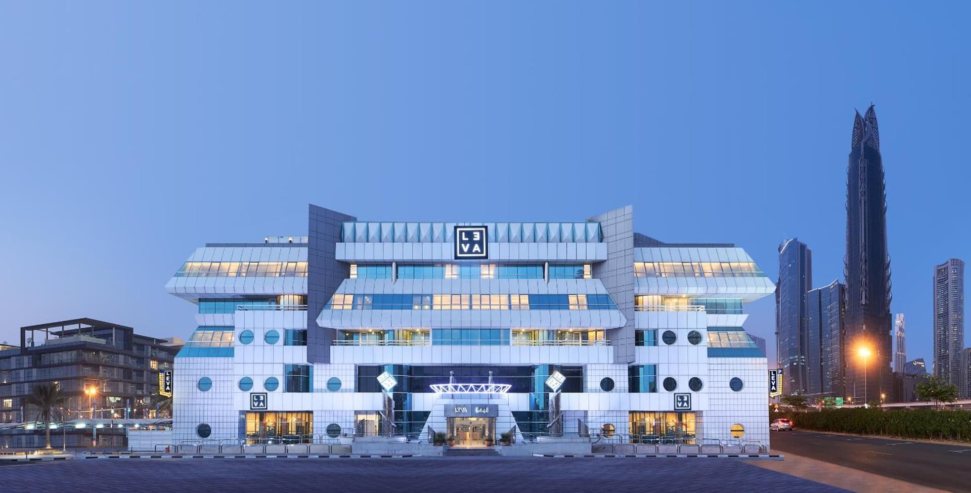 Leva Hotel and Suites, Opposite Downtown