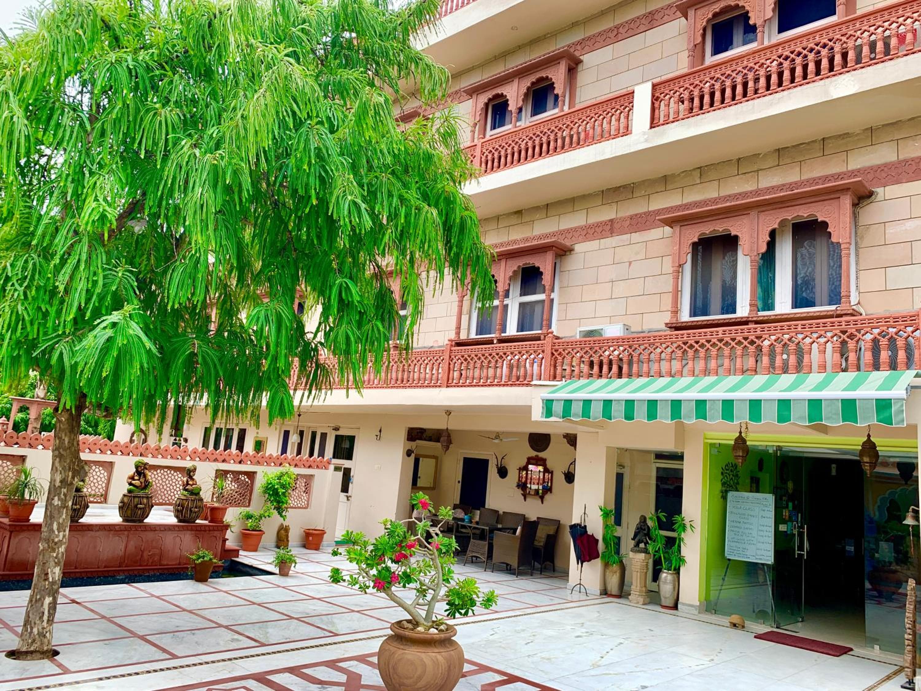 Suryaa Villa - A Boutique Heritage Hotel
