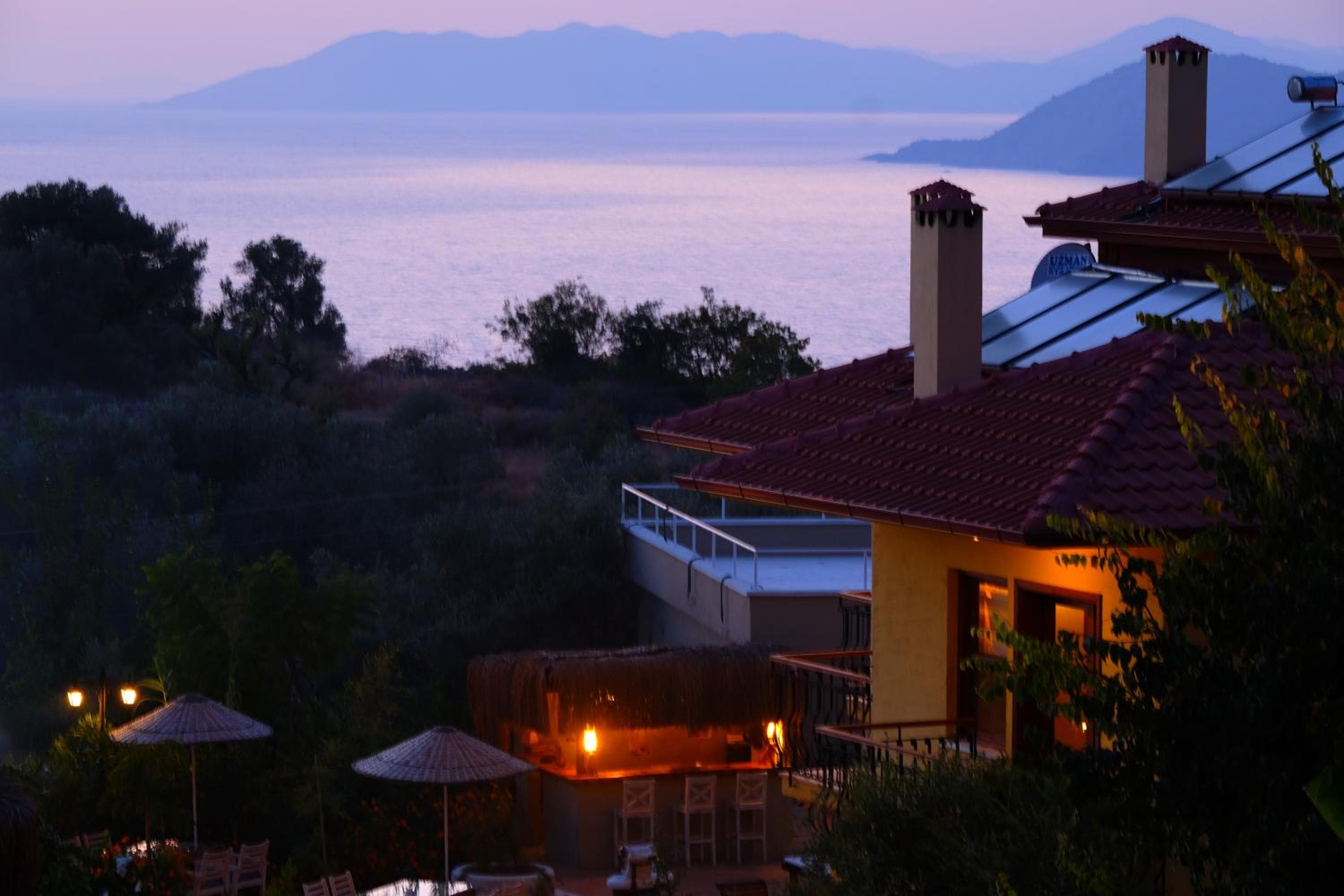 Mandarin & Mango Boutique Hotel