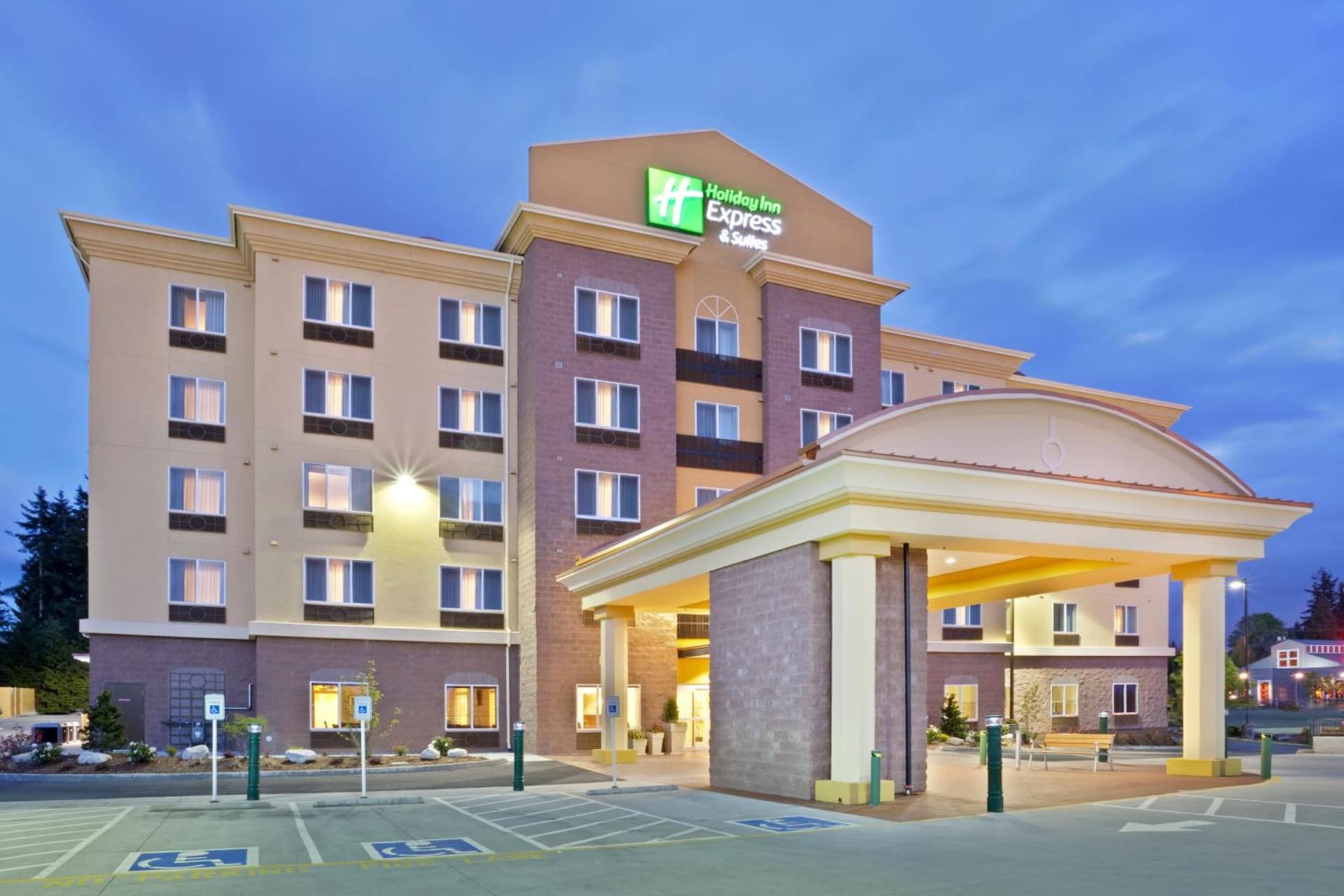 Holiday Inn Express Hotel & Suites Seattle North - Lynnwood by IHG