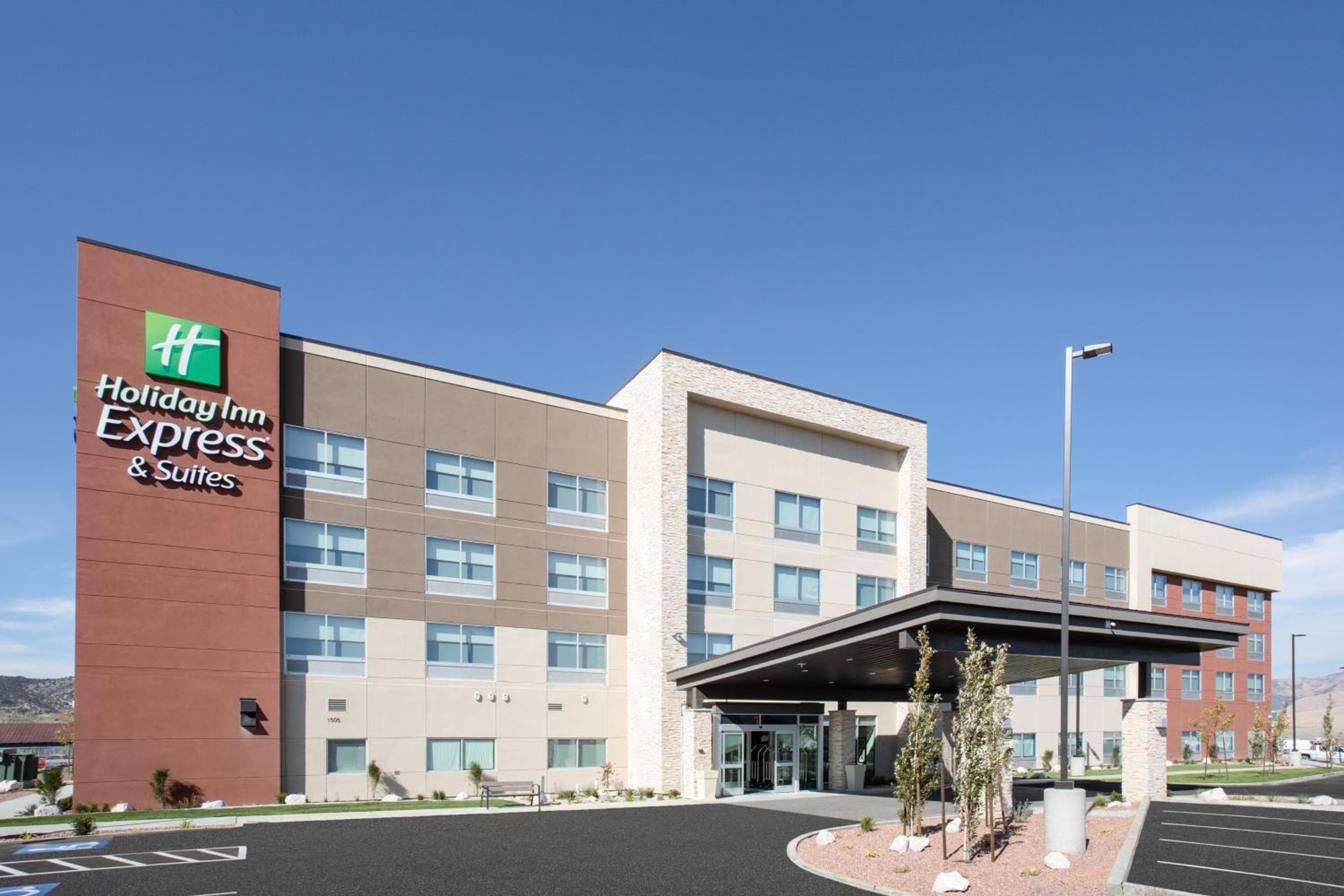 Holiday Inn Express & Suites - Ely by IHG