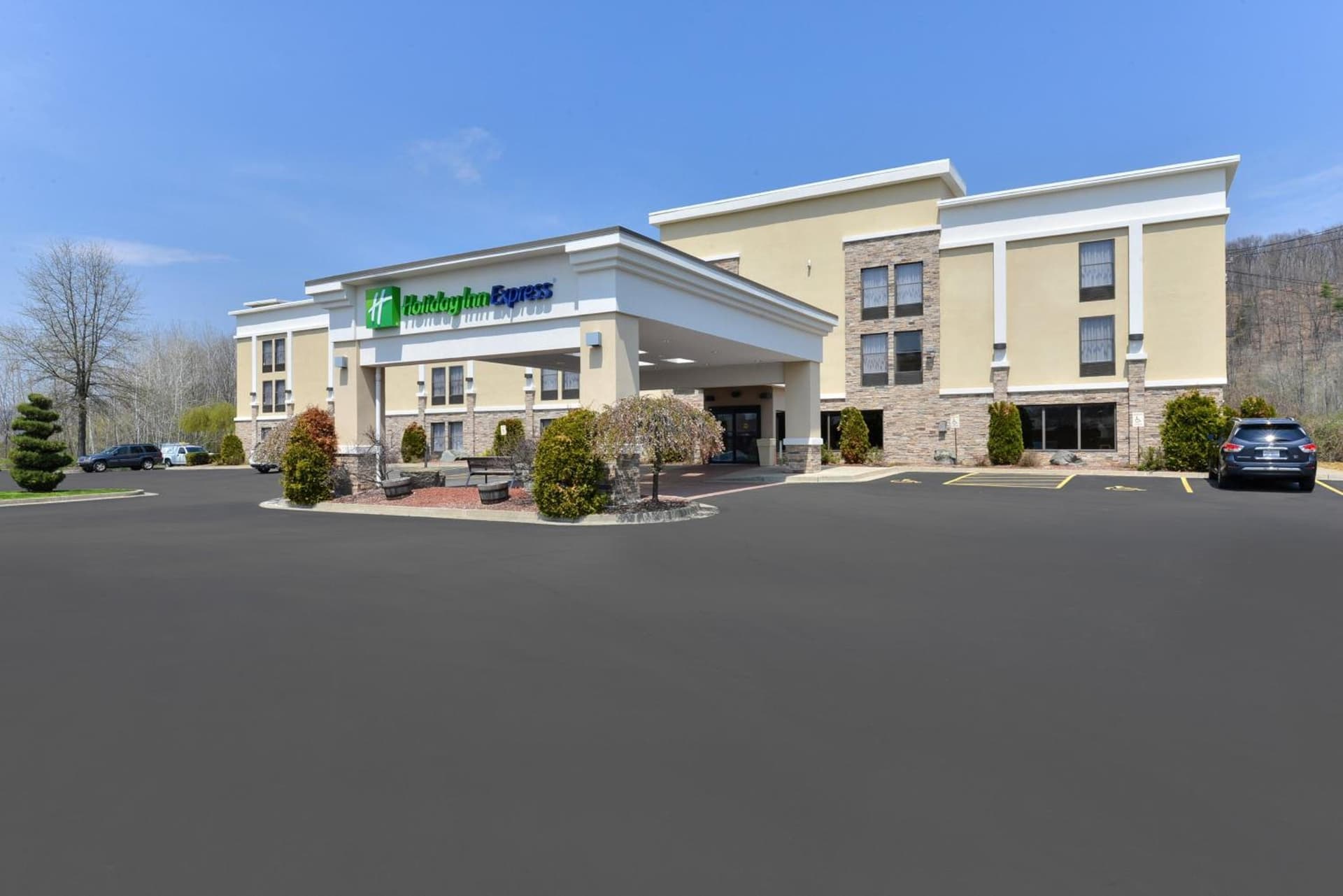 Holiday Inn Express Painted Post by IHG