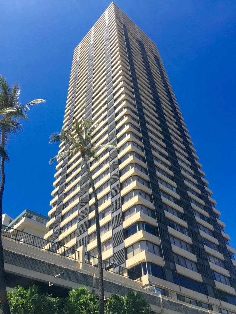 2 Bedroom Penthouse w/Ocean Views