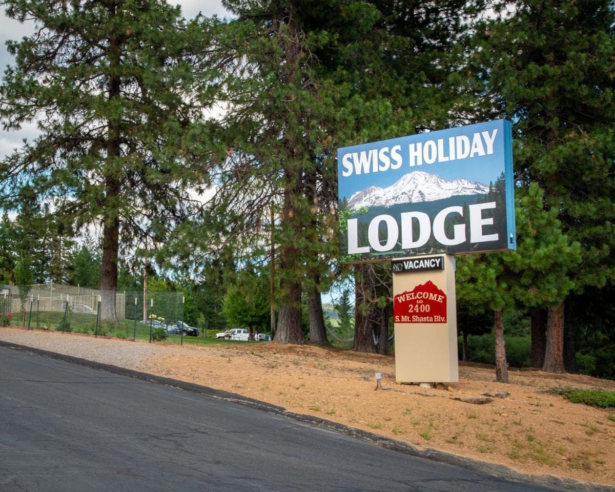 Swiss Holiday Lodge