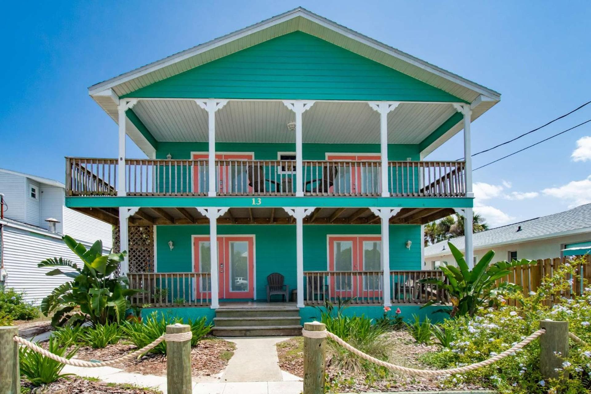 Seascape Family Beach Retreat
