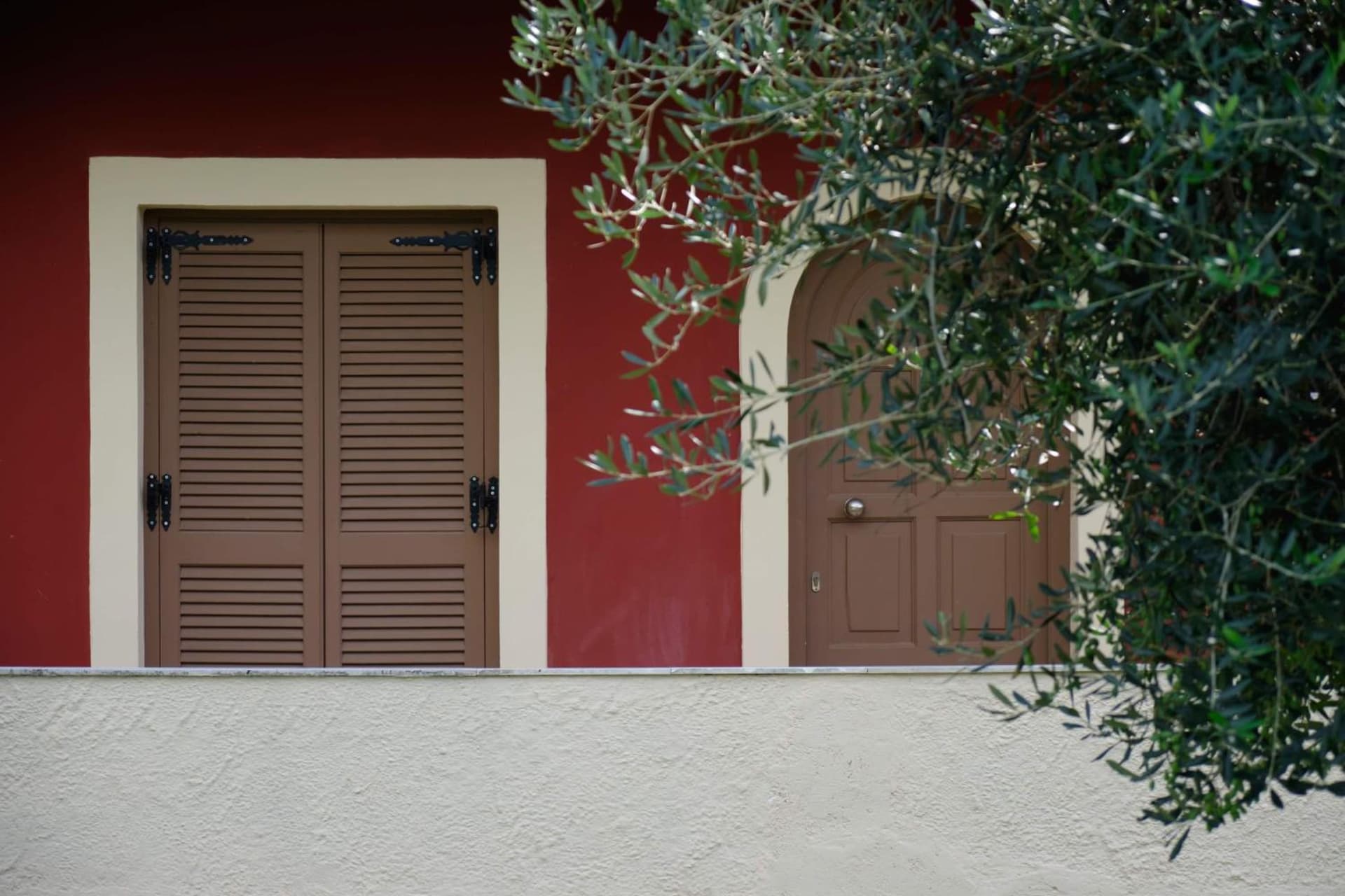 Olive Garden Studios & Apartments