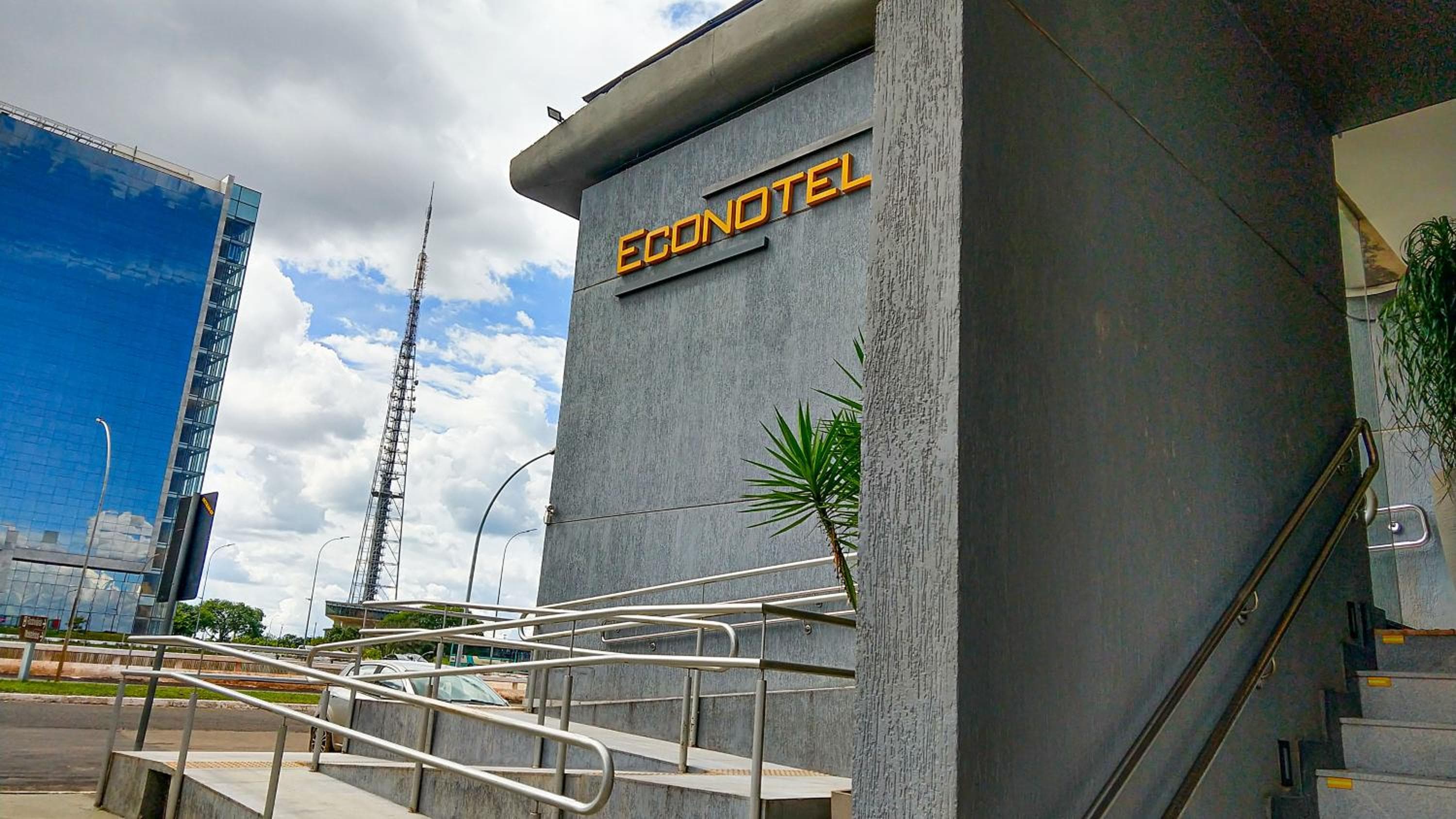 Hotel Econotel by Bsb Inn