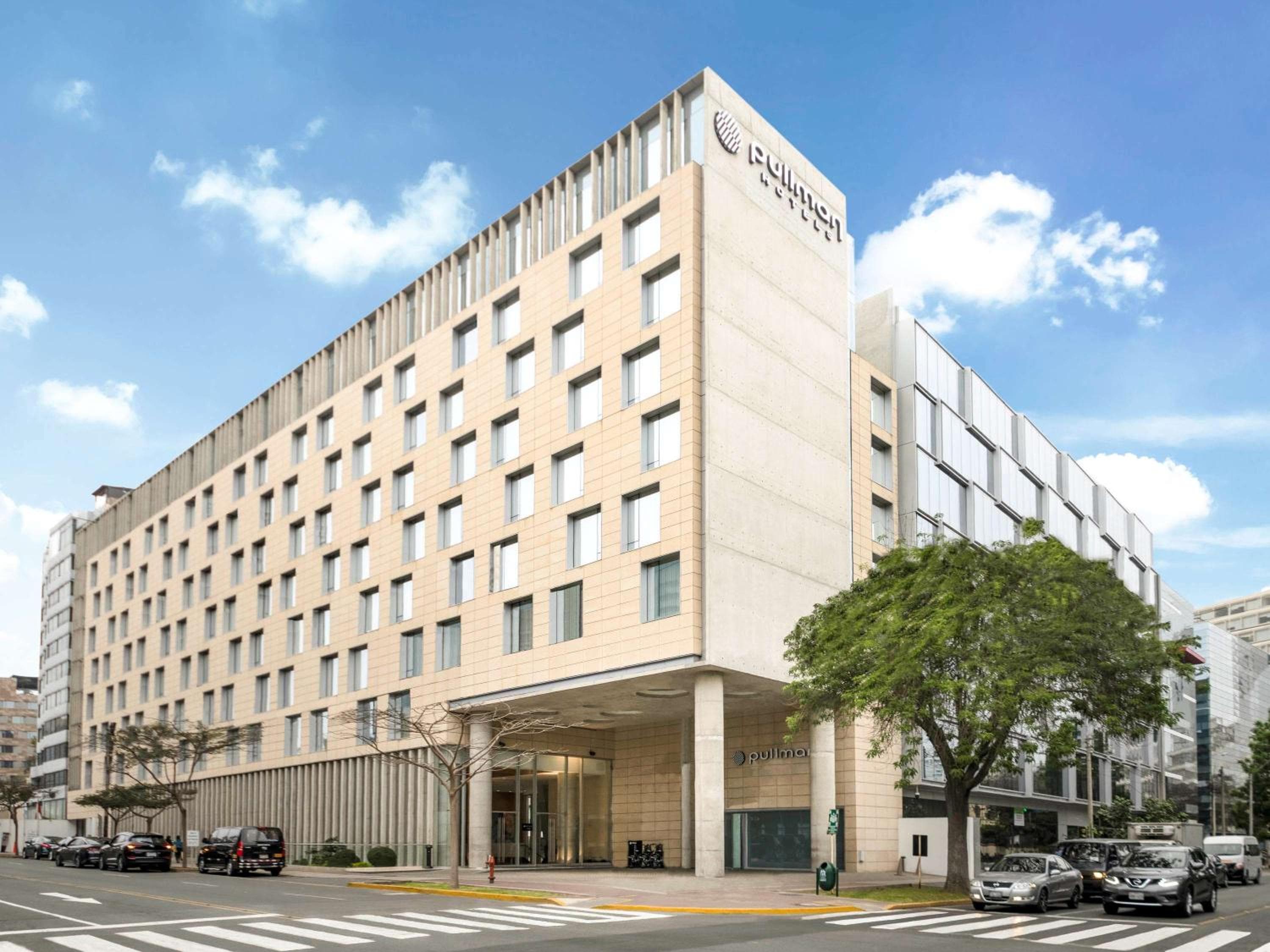 Pullman Lima San Isidro