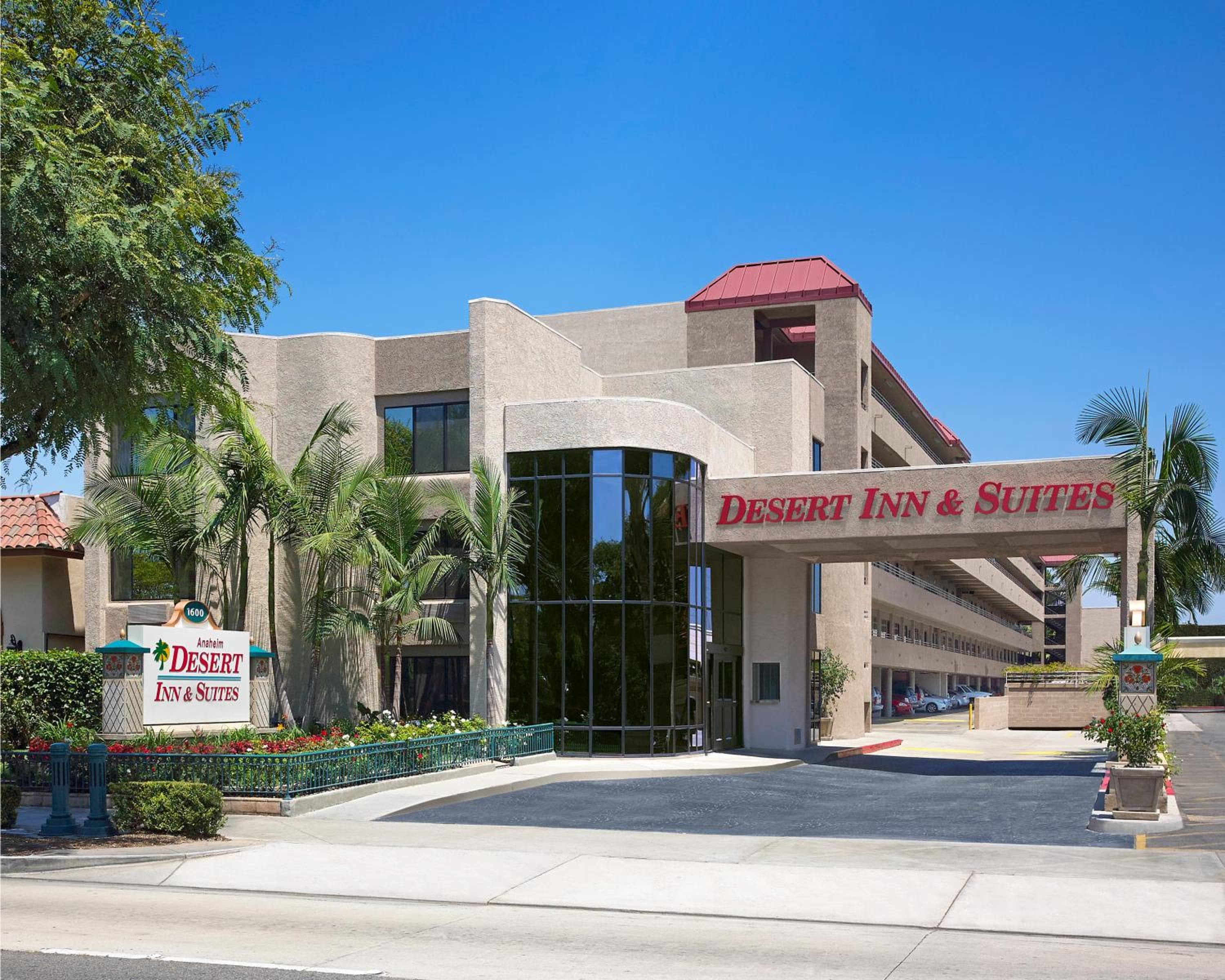 Anaheim Desert Inn & Suites