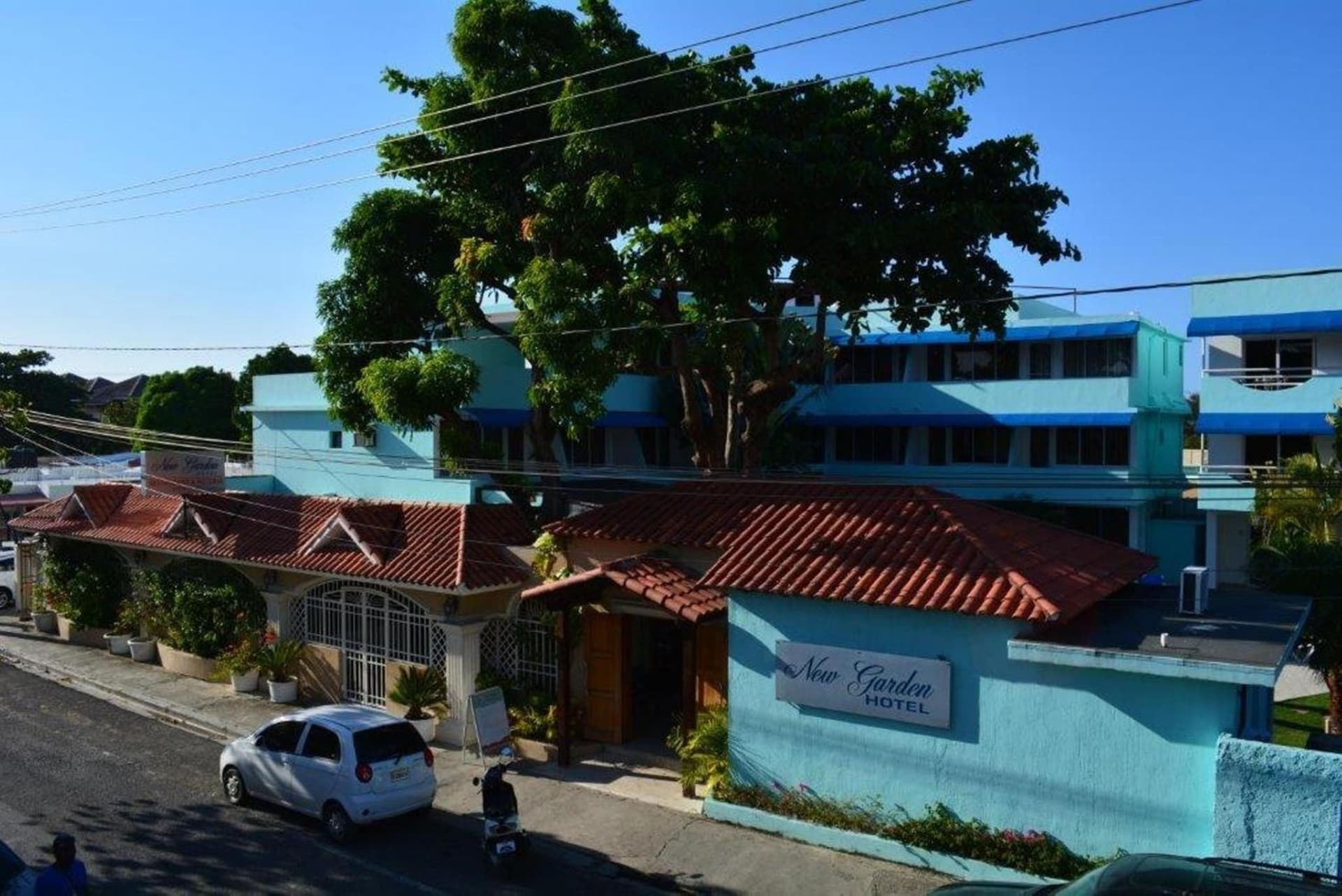 New Garden Hotel