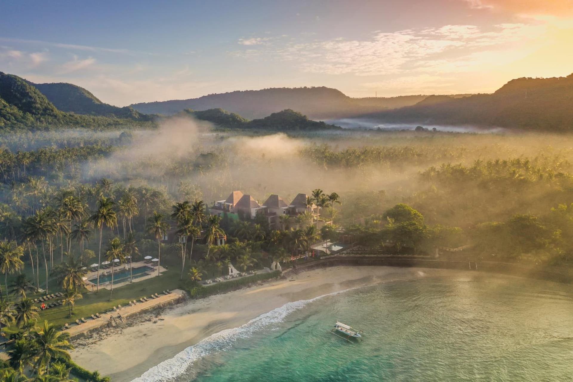 Candi Beach Resort & Spa