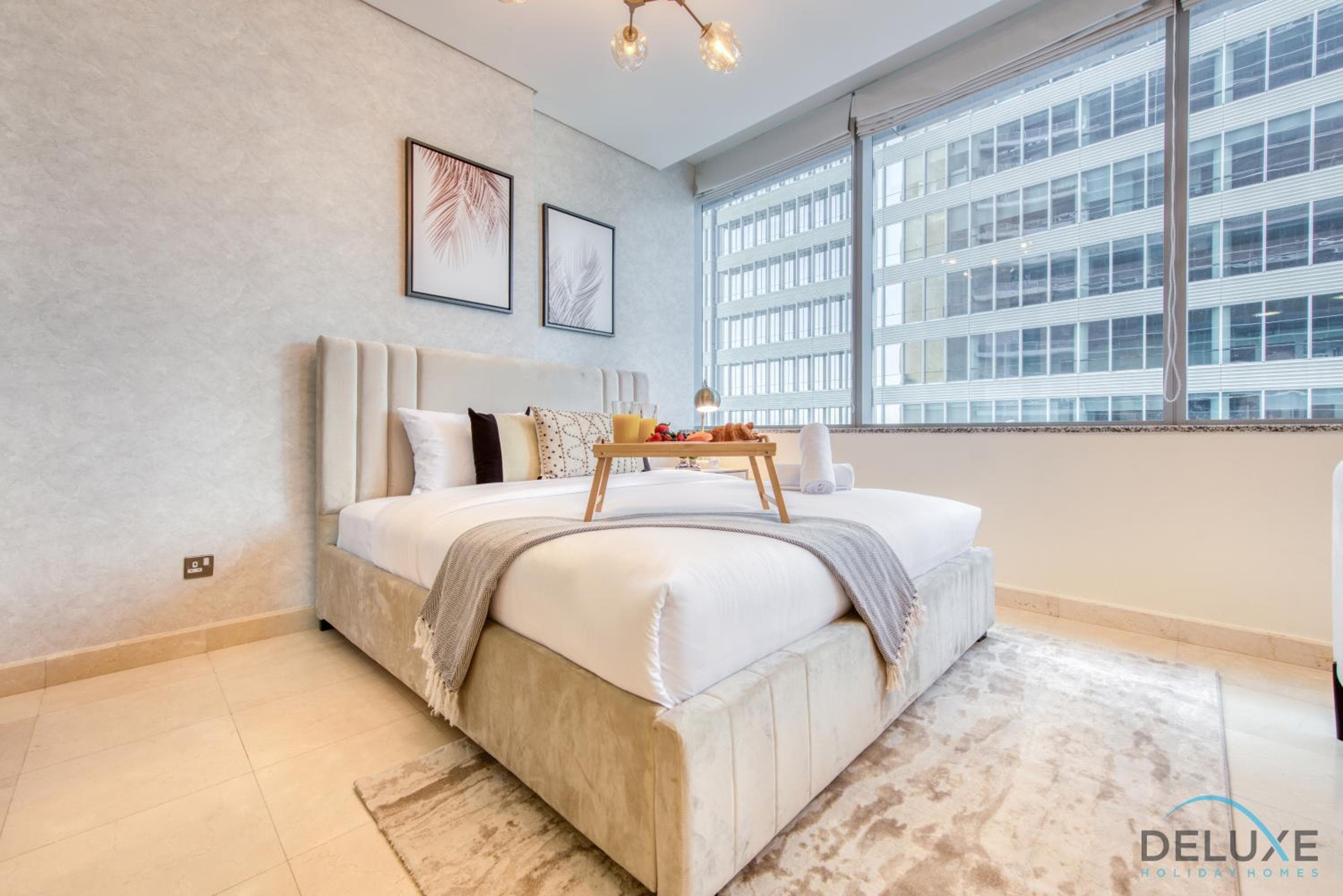 Sleek Studio at Sky Gardens DIFC by Deluxe Holiday Homes