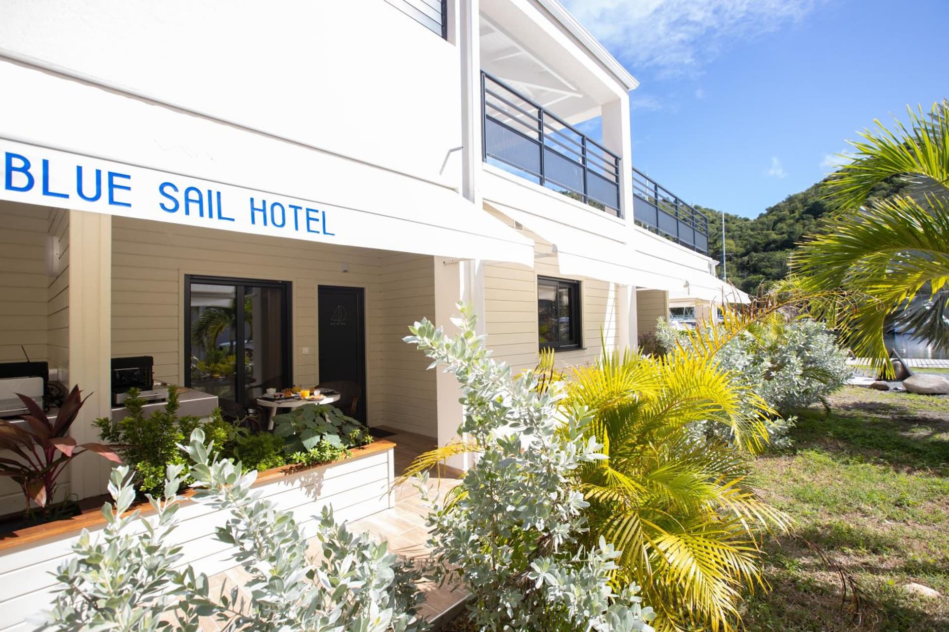 Blue Sail Hotel