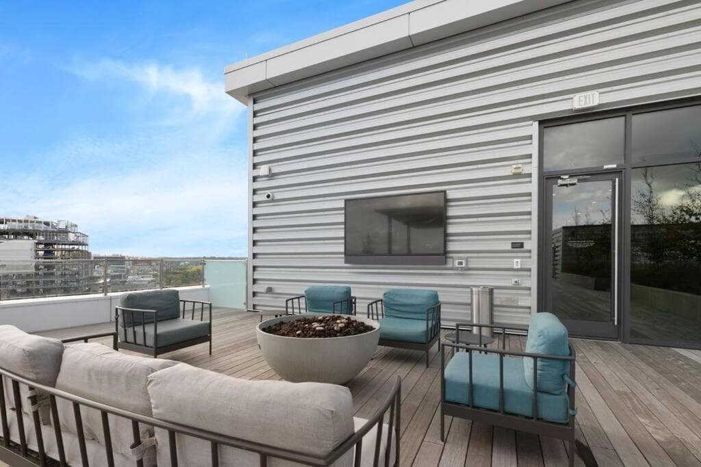 Adorable modern 2bed 2 Bath Apartment fenway park