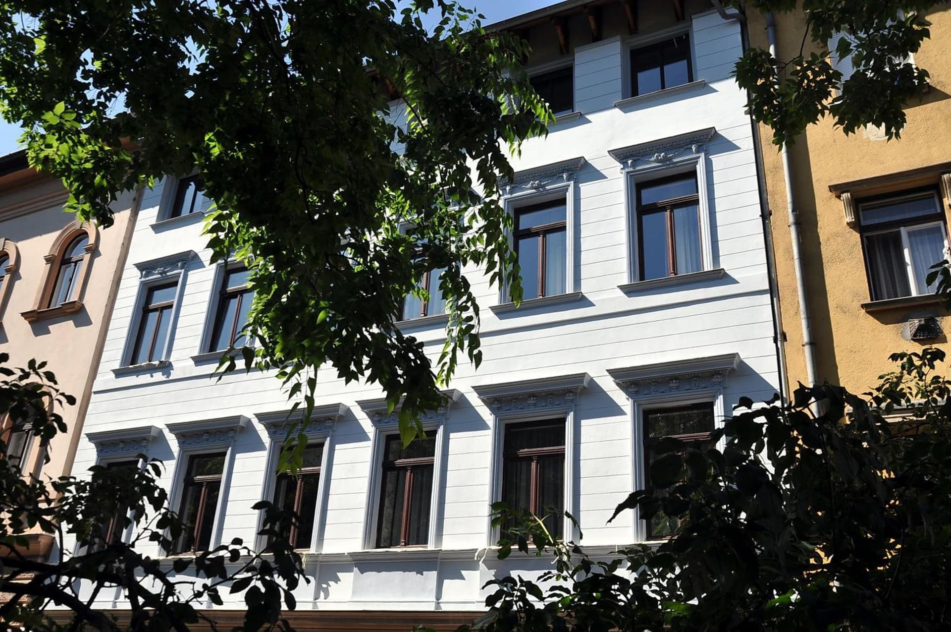 Váralja Home