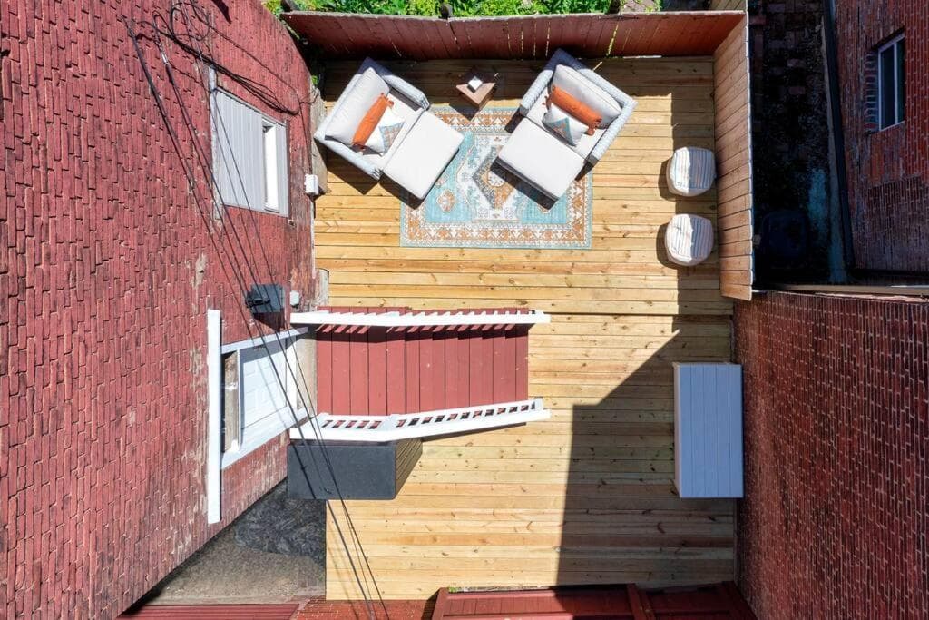 Cozy Pittsburgh Home with King Beds - short drive to all