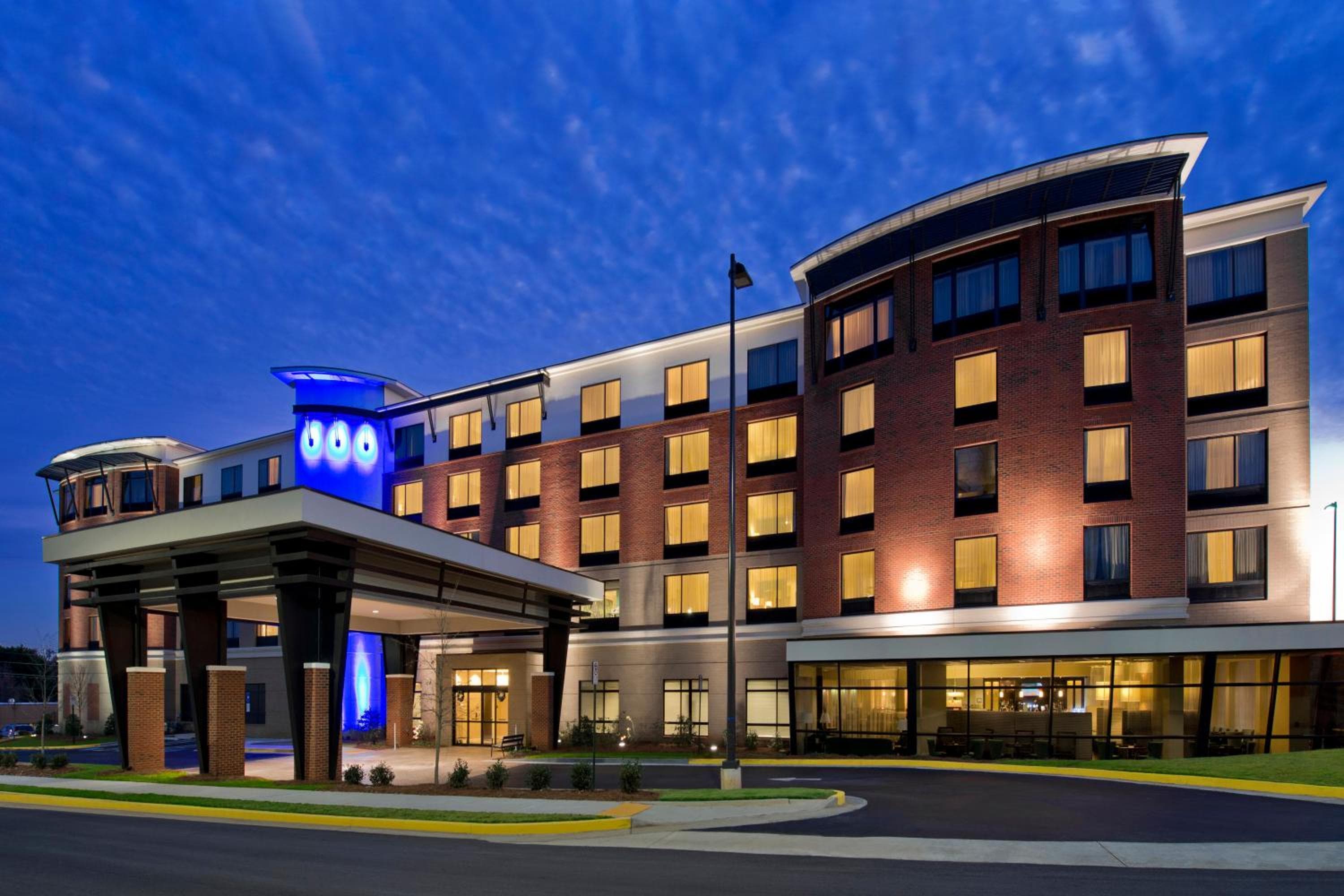 Hotel Indigo Atlanta Airport College Park by IHG
