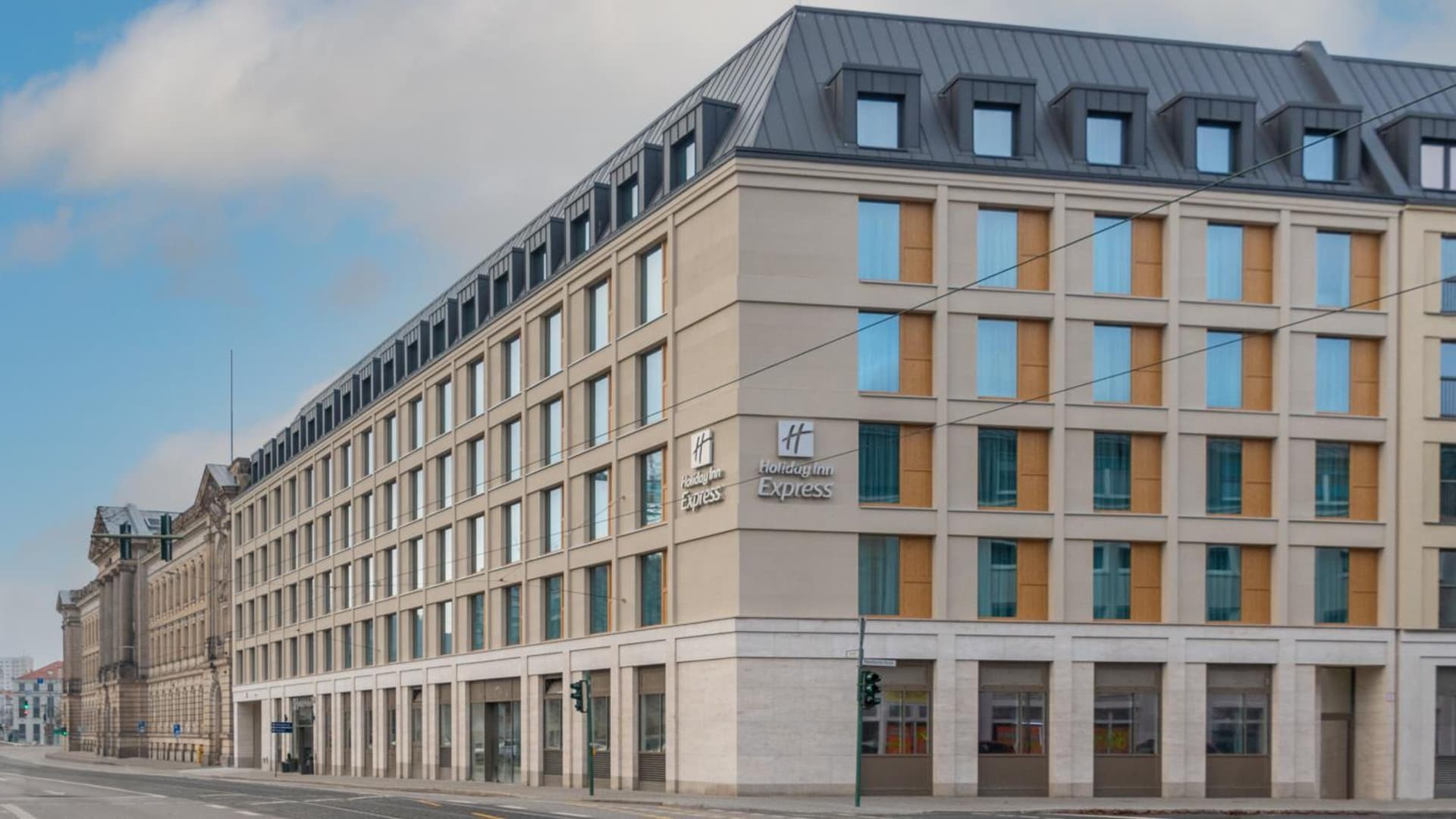 Holiday Inn Express & Suites - Potsdam by IHG