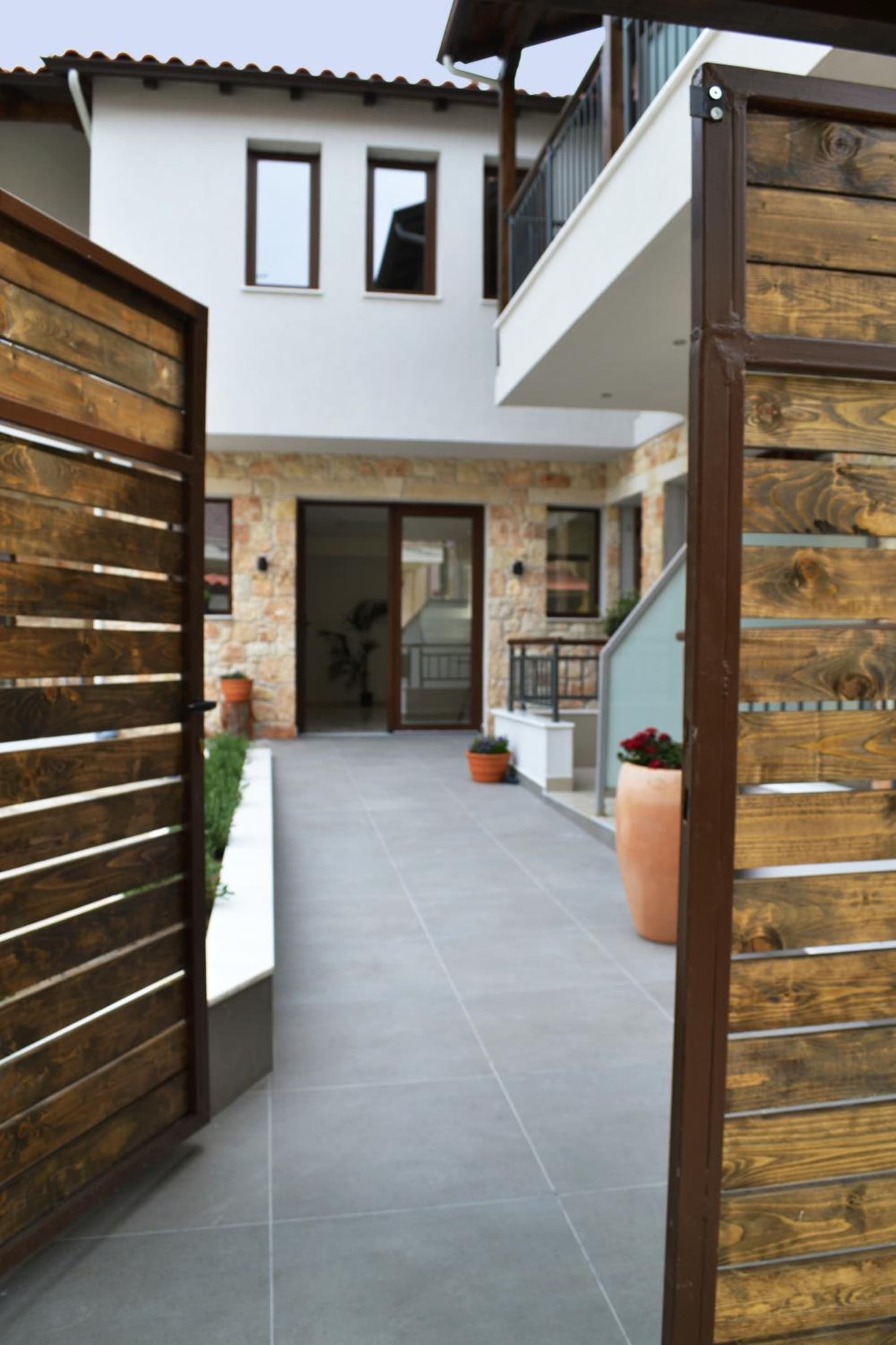 IADES suites
