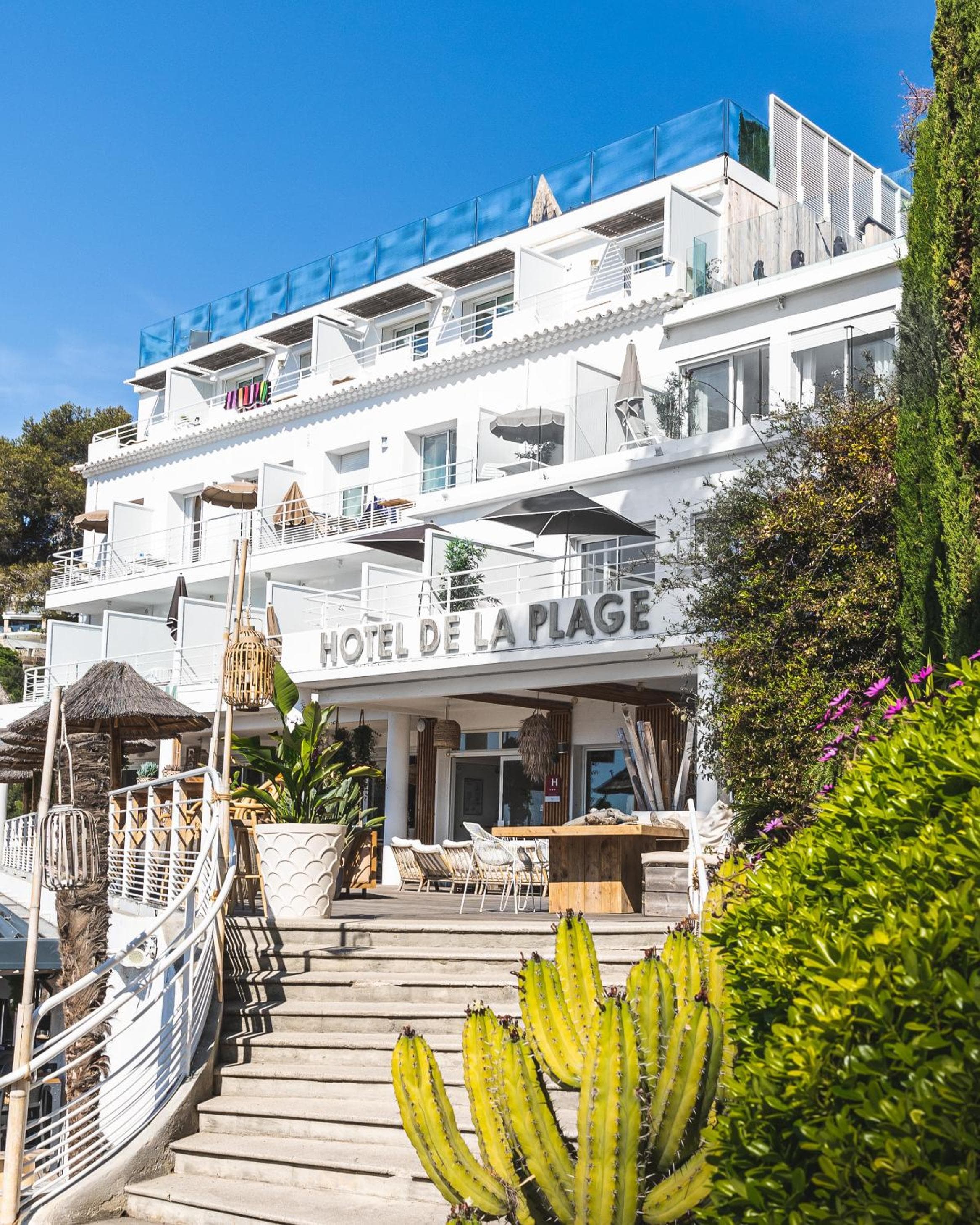 Hotel de La Plage - Mahogany