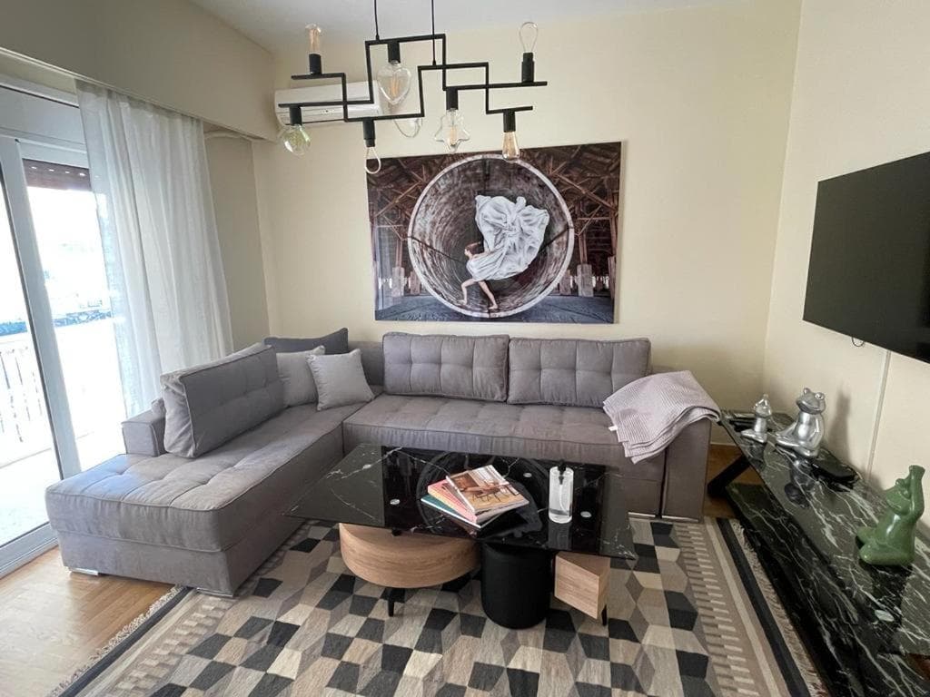 MELMA PROPERTIES-AMAZONE-premium apartment in Piraeus center