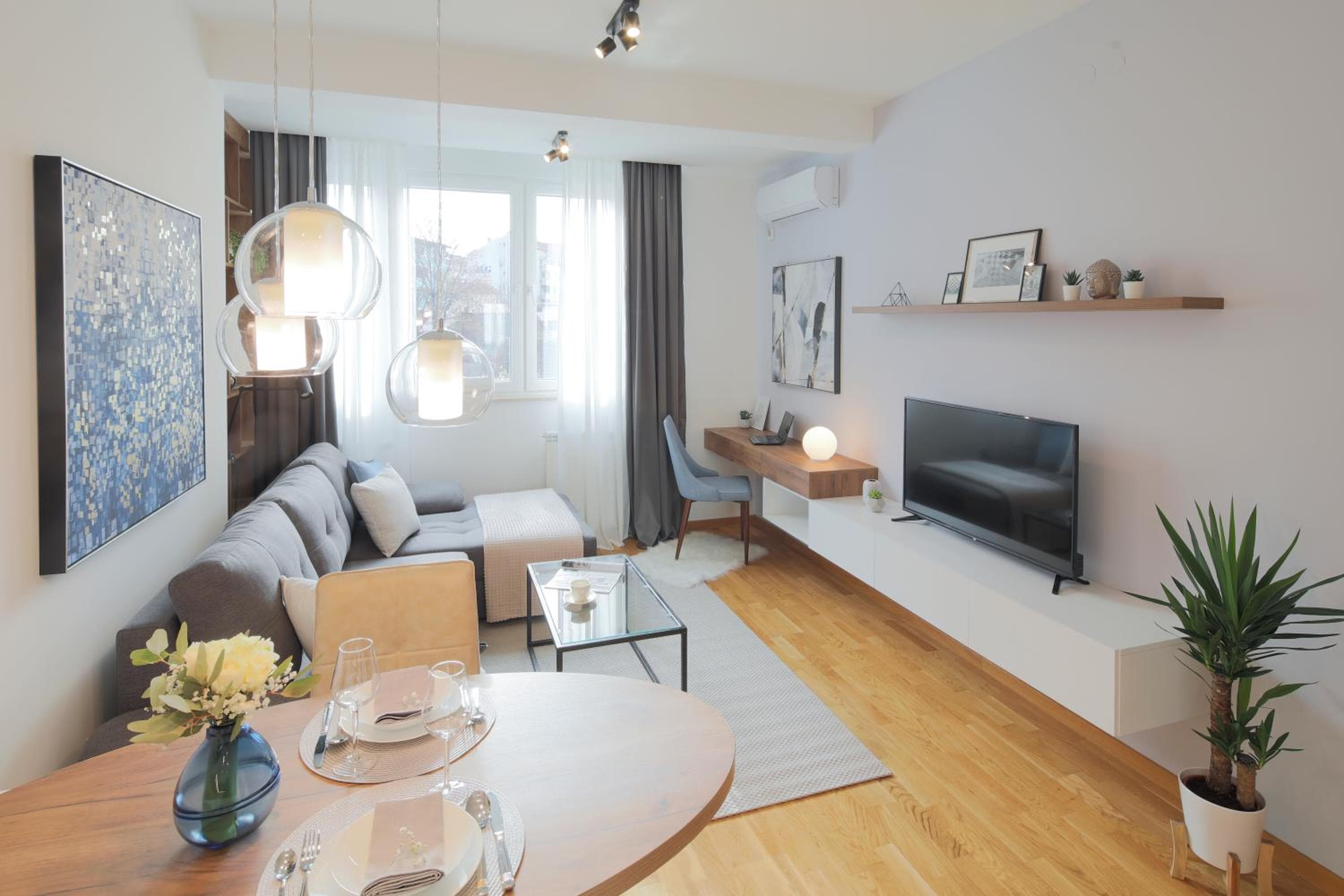 Arena BIG Luxury Apartments with free parking