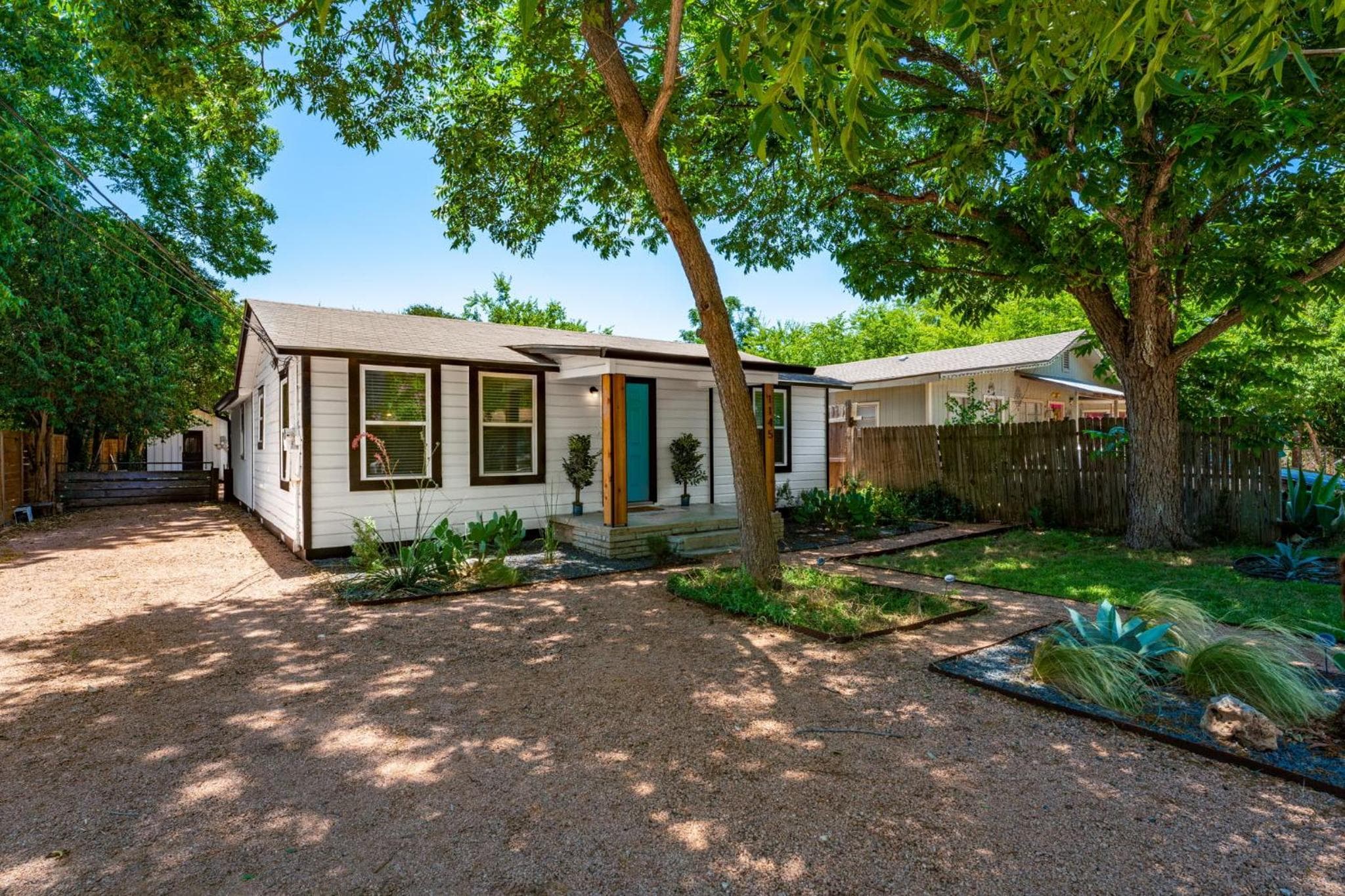 New! Entire House, 5 Minutes from downtown