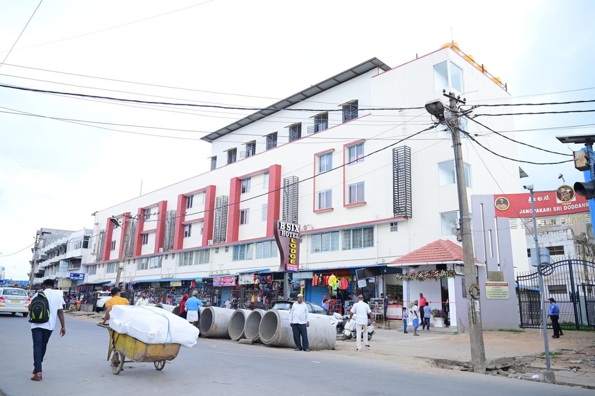 B SIX HOTEL
