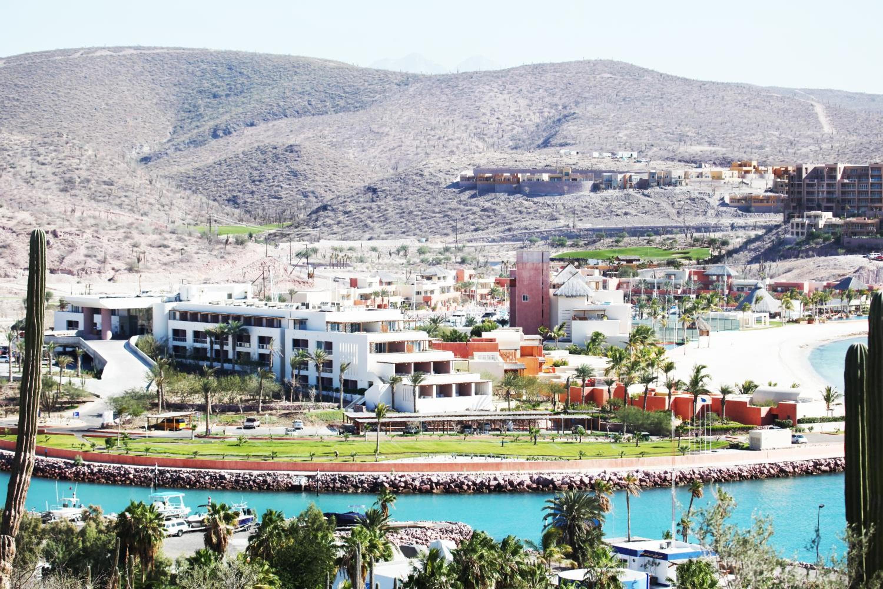 Hotel Indigo La Paz Puerta Cortes by IHG