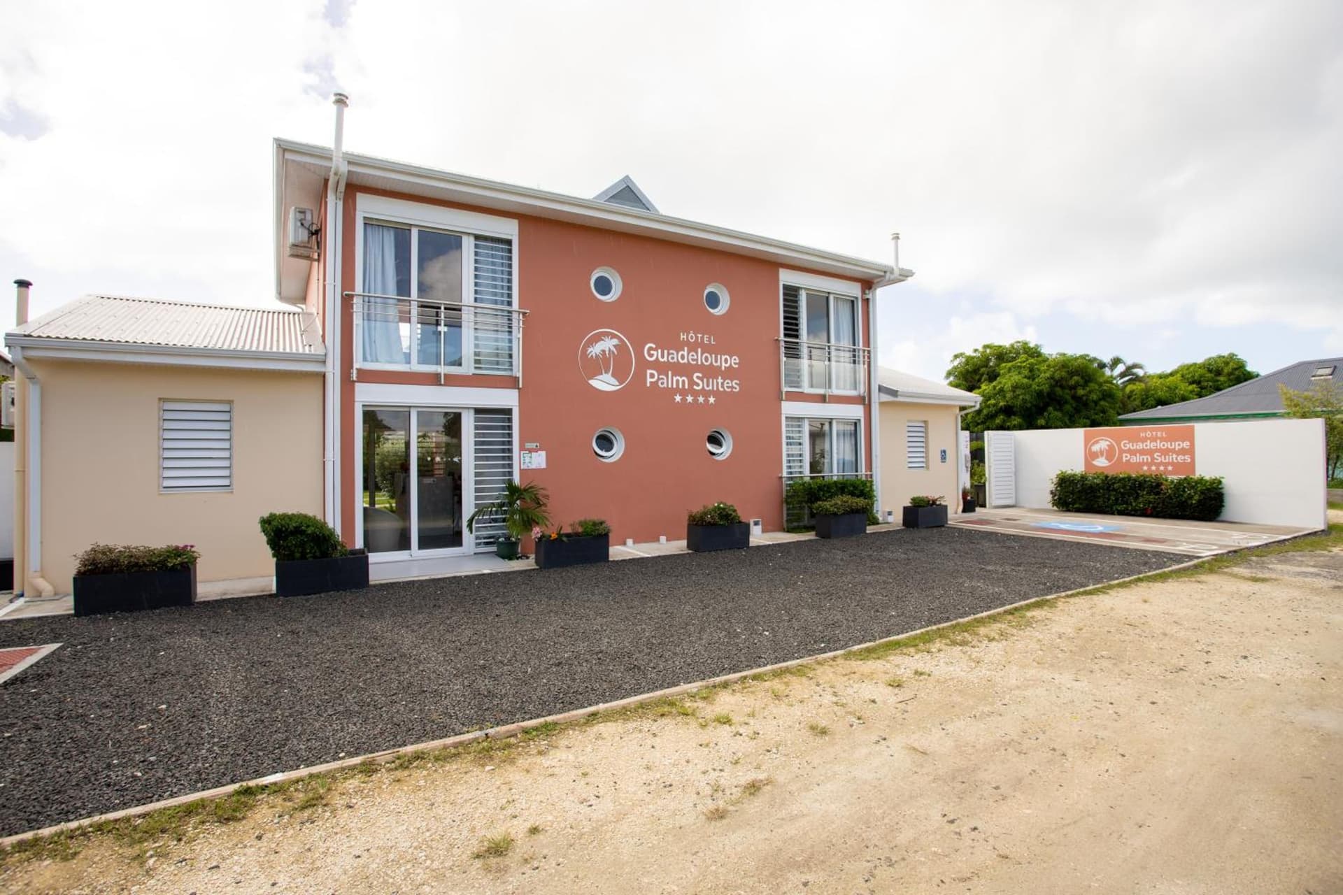 Hôtel Guadeloupe Palm Suites