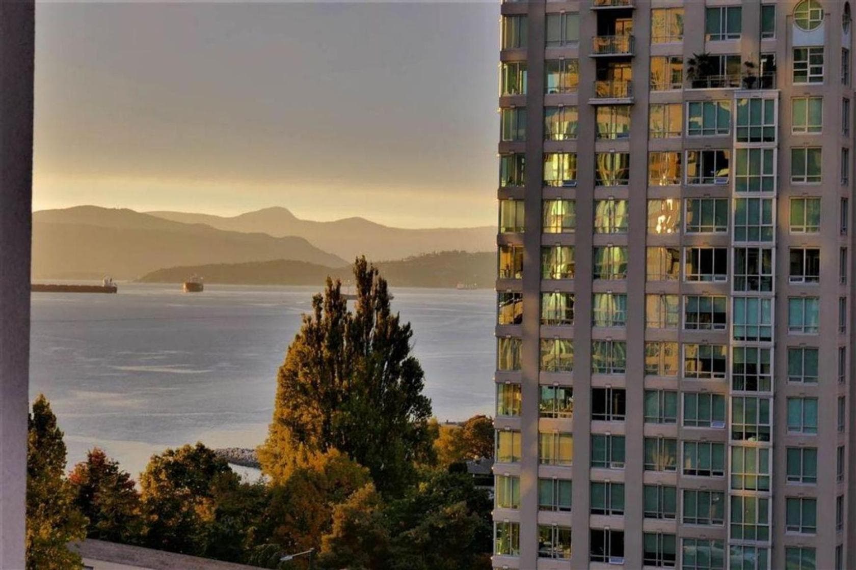 Sunset Beach Walk 2BD+2BA+1PRK Yaletown