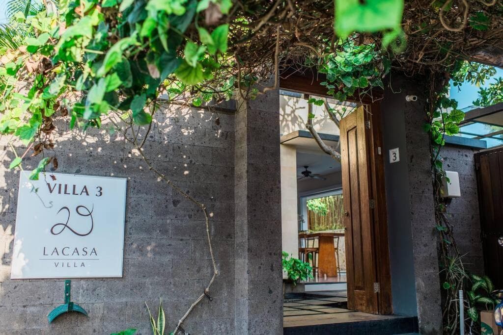 Lacasa3 Villa Legian With Butler
