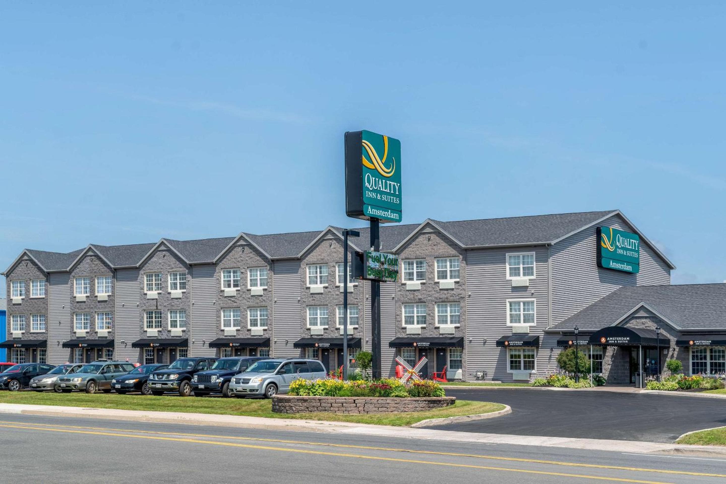 Amsterdam Inn & Suites, an Ascend Collection Hotel