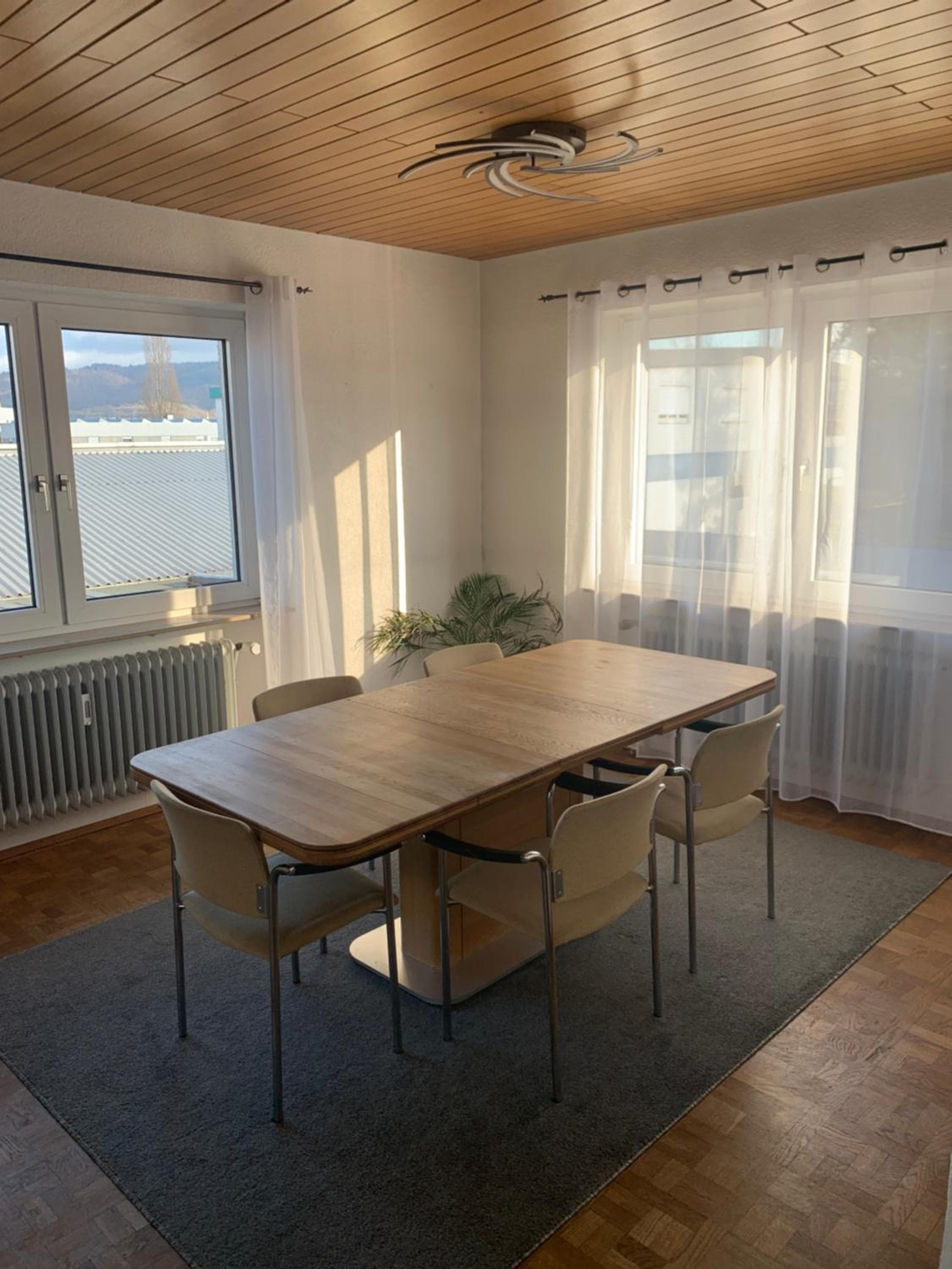 Apartment Heinrich mit Parkplätzen im ruhigen Industriegebiet