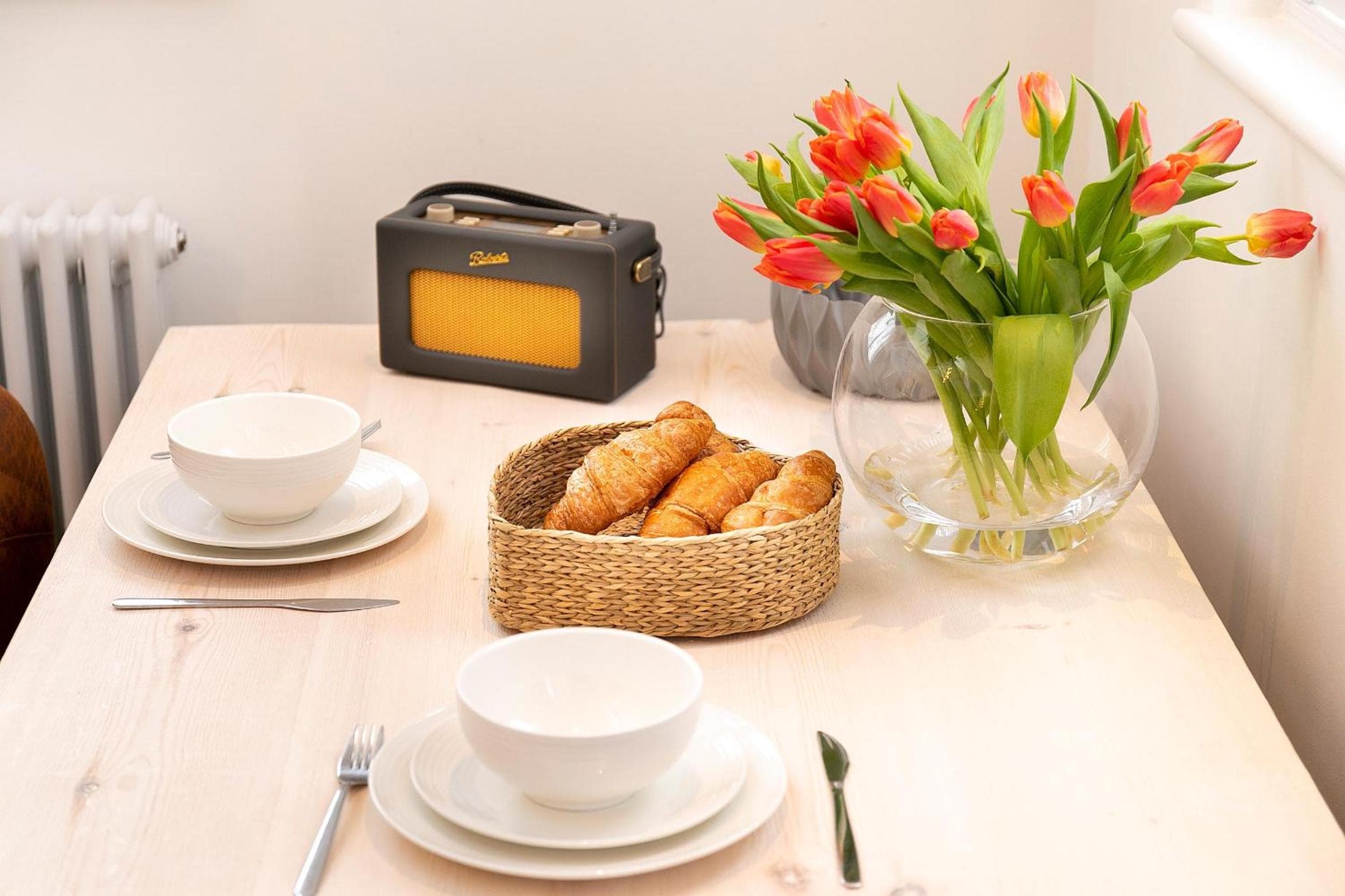 Whitstable Wishes, a Stylish Seaside Retreat, Whitstable with Parking Space