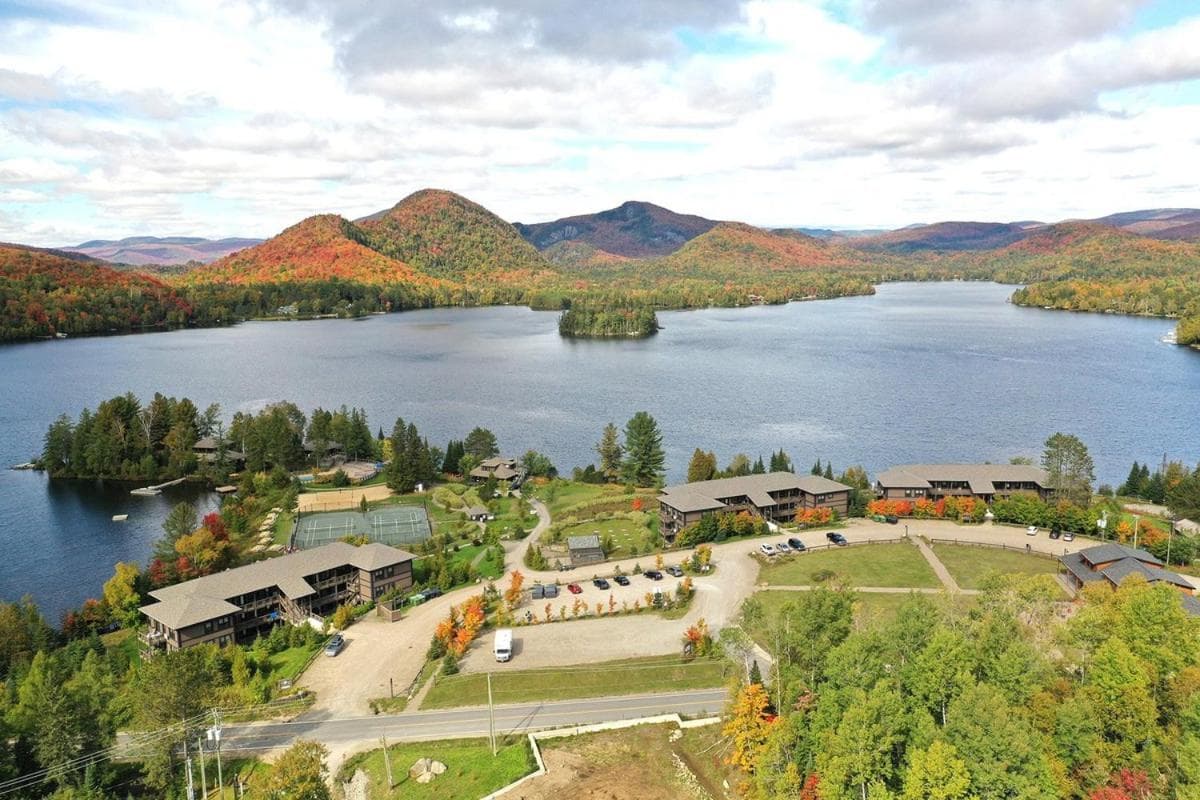 Appartement-Condo sur Lac Superieur-Mont-Tremblant