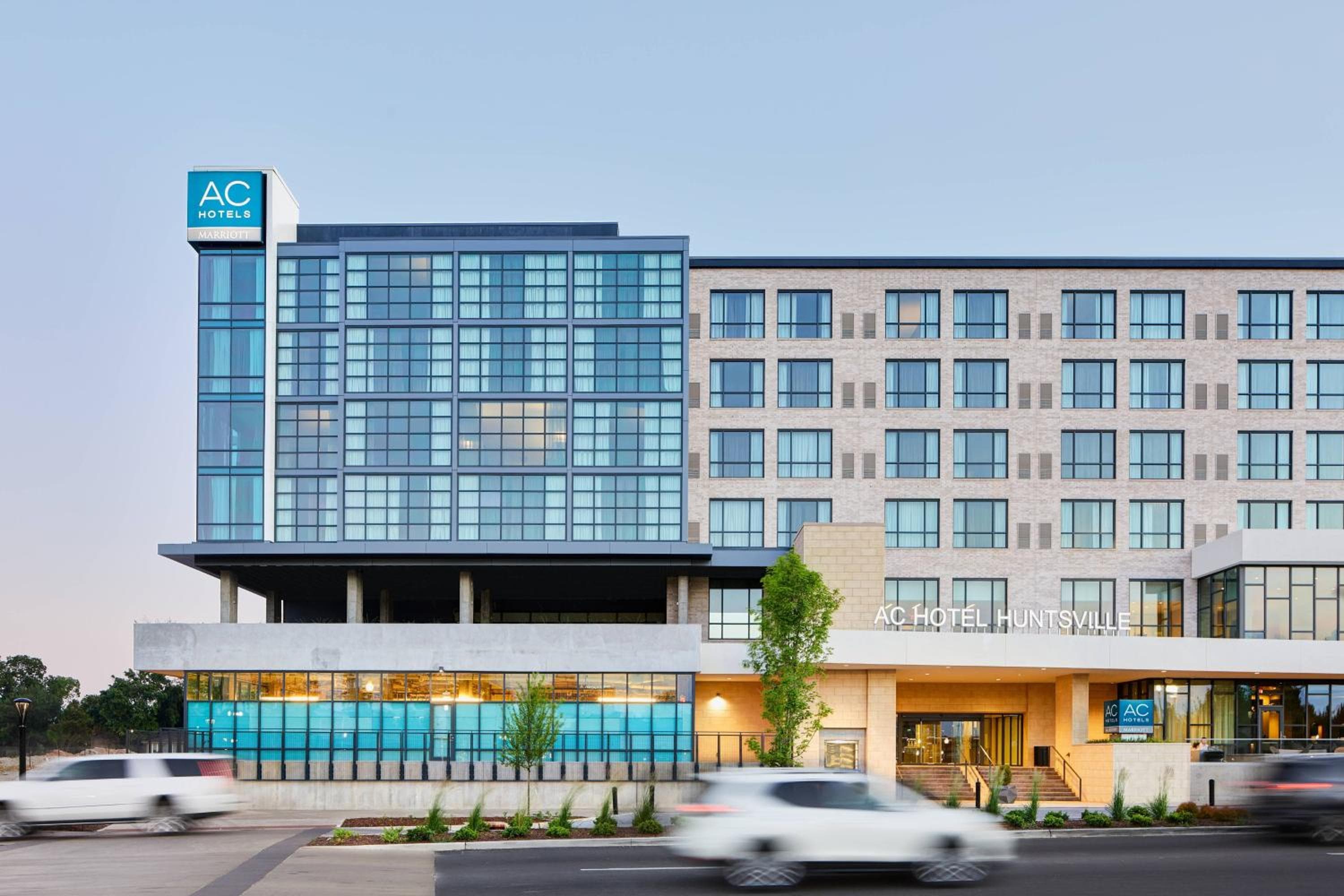 AC Hotel by Marriott Huntsville Downtown