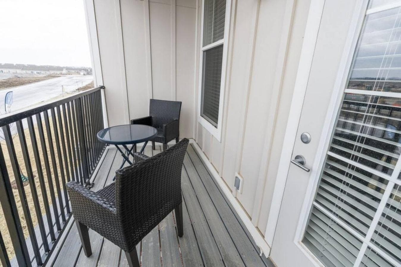 Cozy 2-Bedroom, Whitestown
