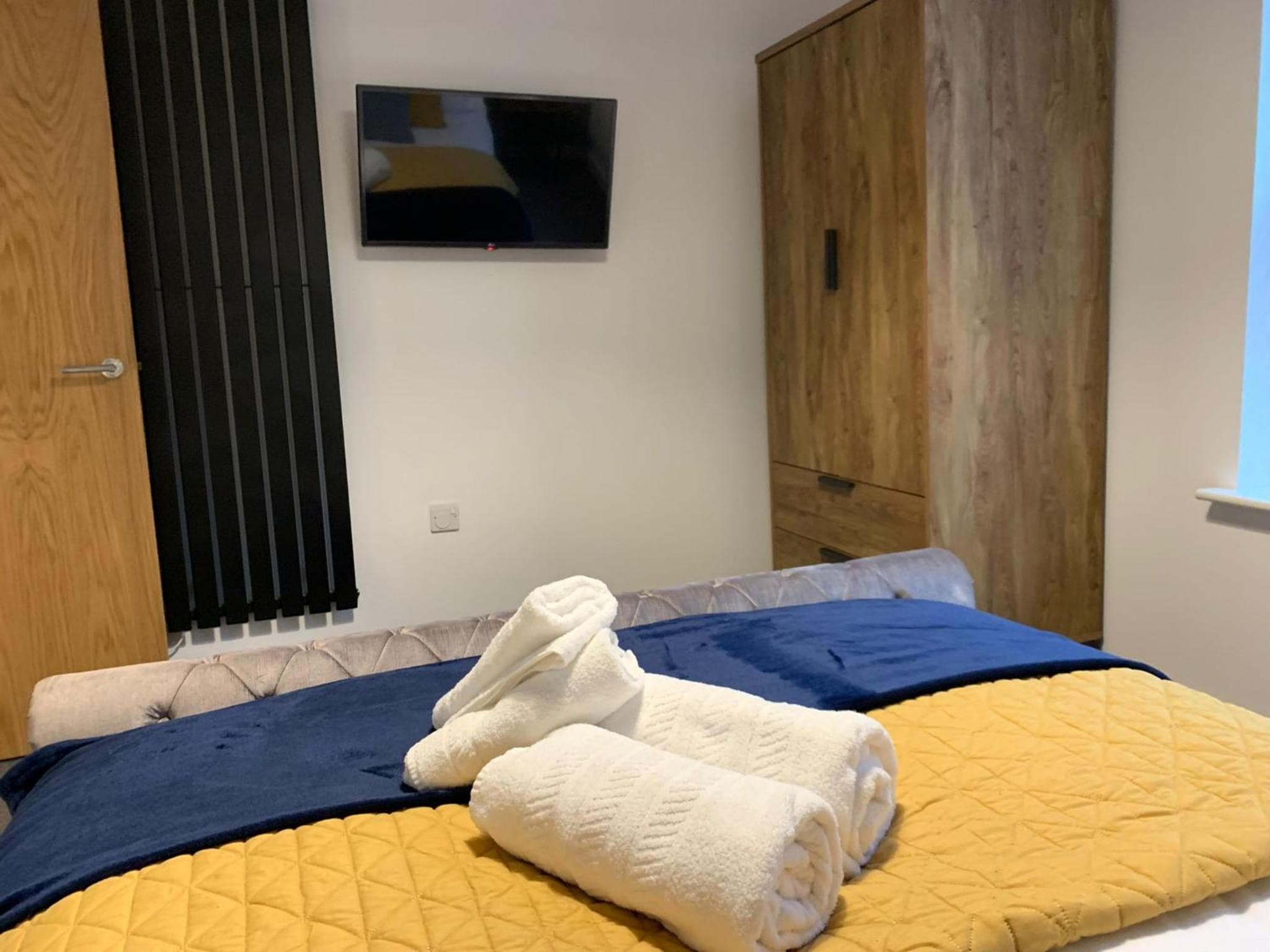 Bright 1BR Apartment in Preston
