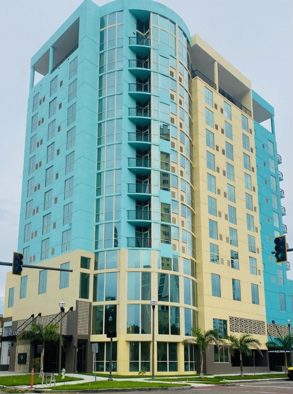 Galaxy Hotel Downtown