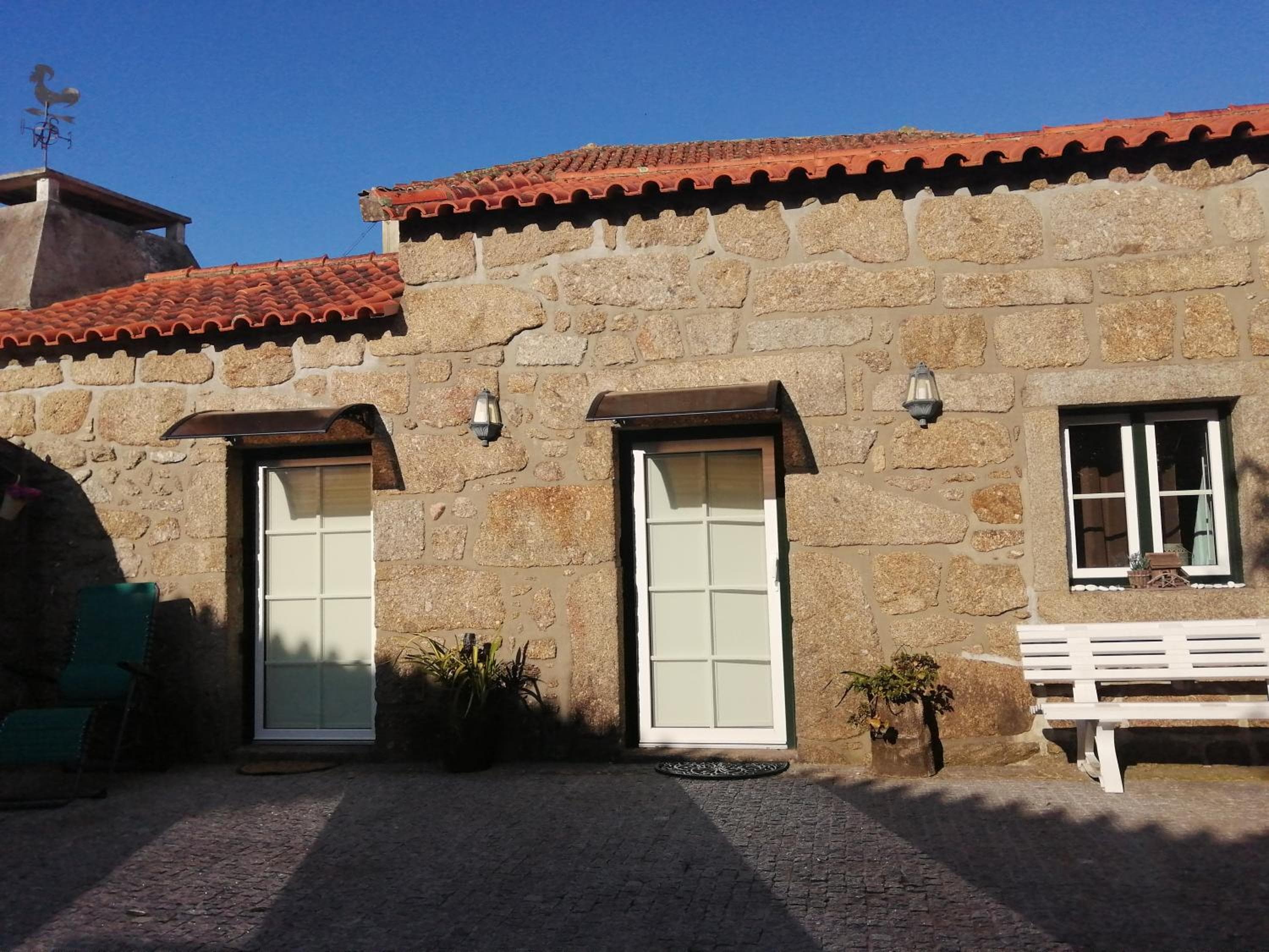 Casa Rústica com Piscina Privada - Perto do Porto