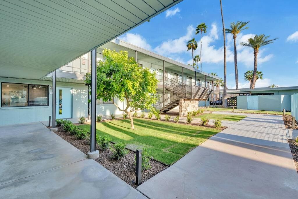 Primo Old Town Location w/ Heated Pool