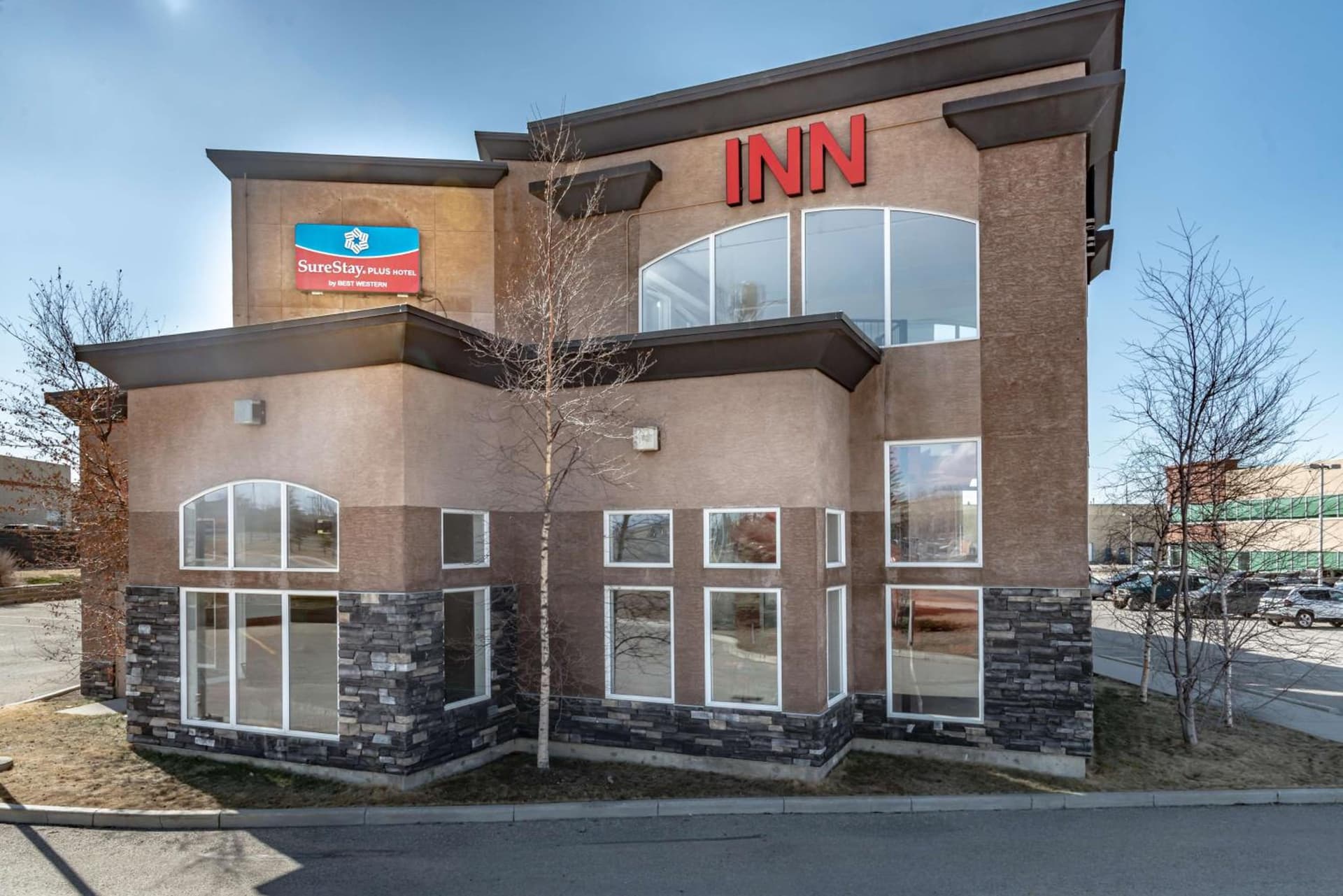 Service Plus Inns and Suites Calgary