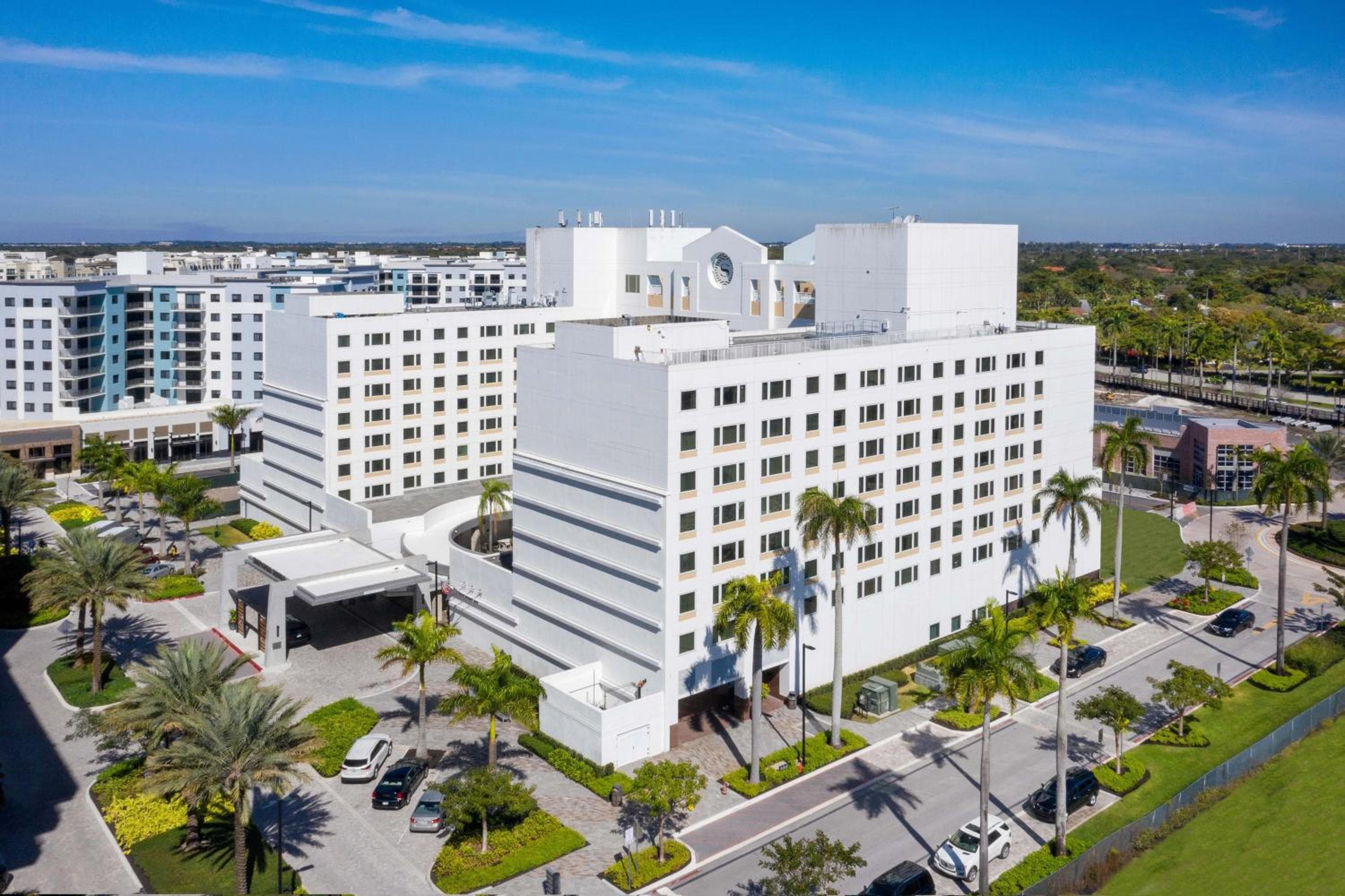 Sheraton Suites Fort Lauderdale West