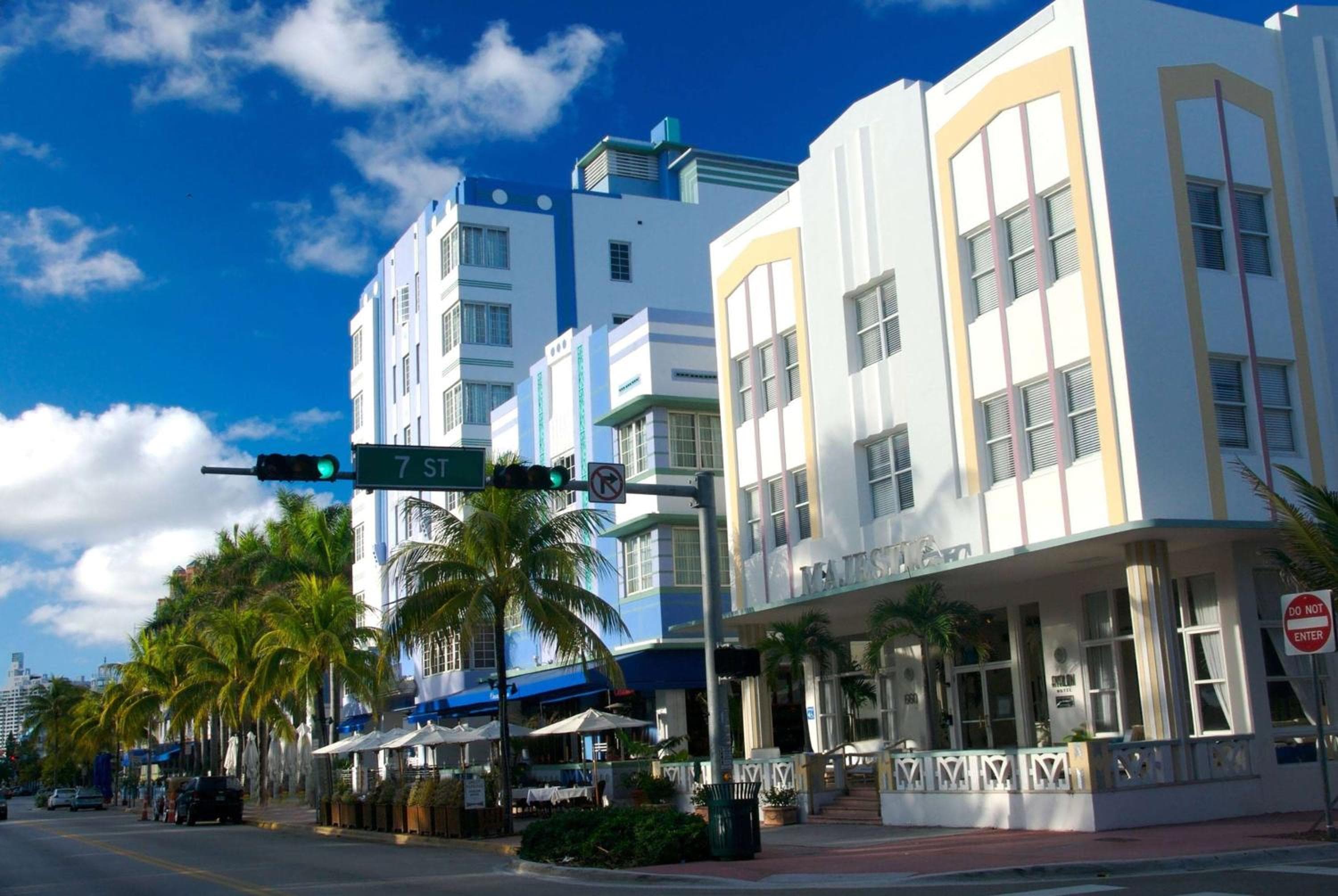 Majestic Hotel South Beach