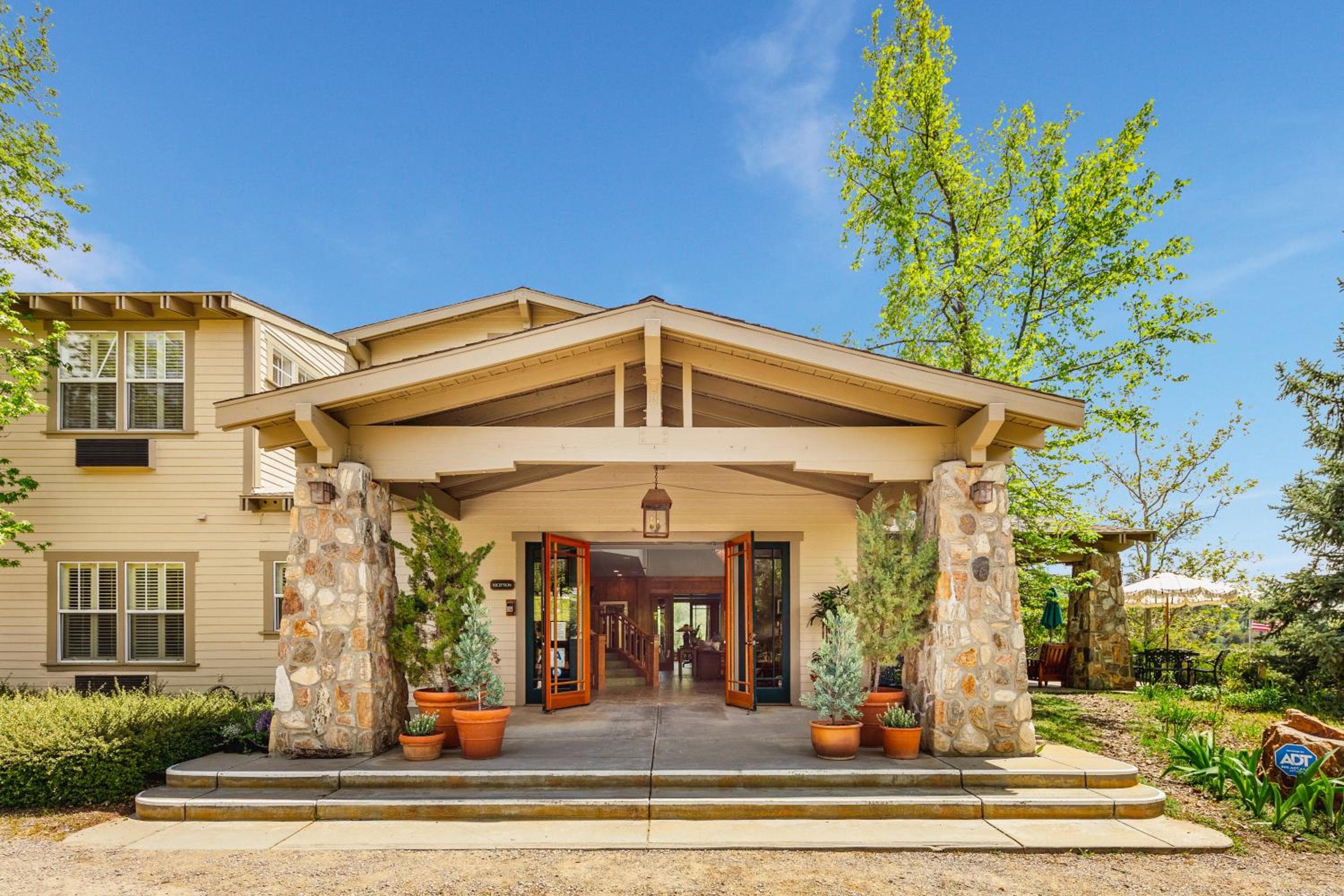 Orchard Hill